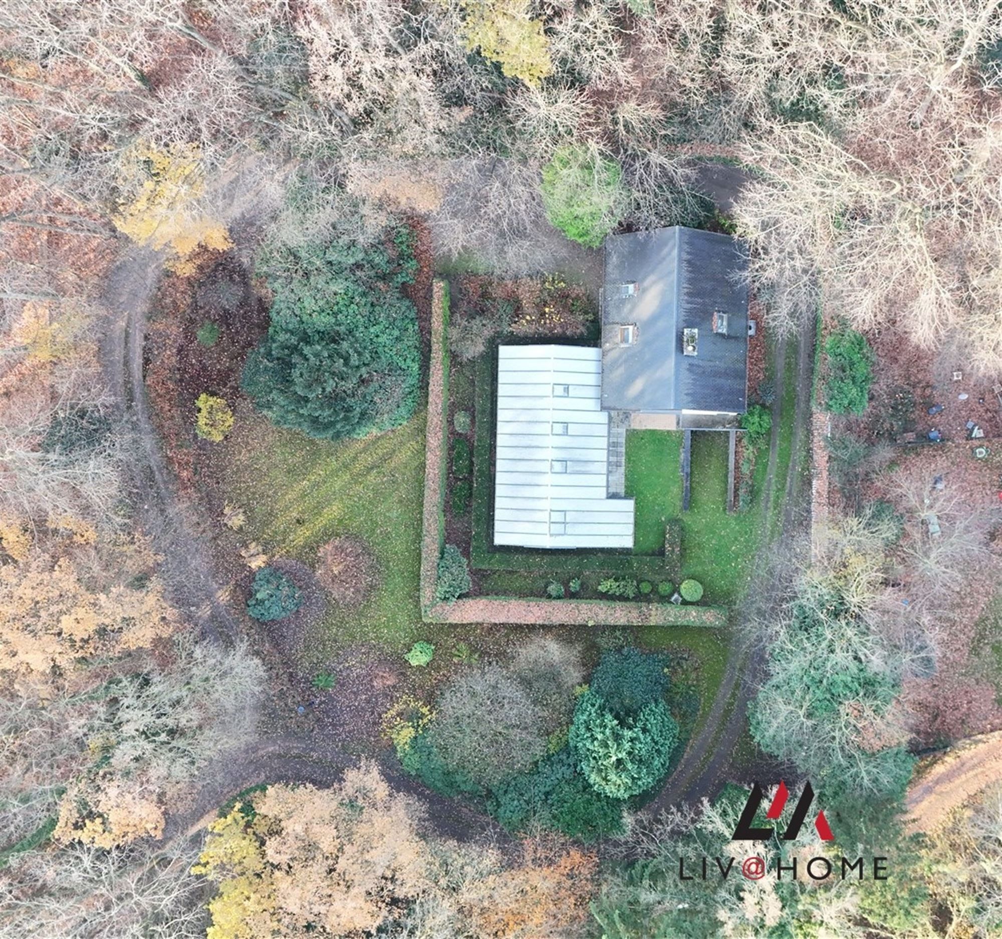 ZEER CHARMANTE VILLA MET OVERDEKT ZWEMBAD EN UNIEKE LIGGING! foto 3