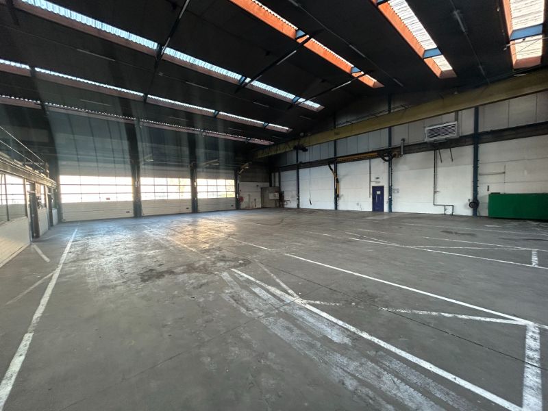 Ruime werkplaats / atelier met kantoren op topligging nabij UZ Gent foto 3