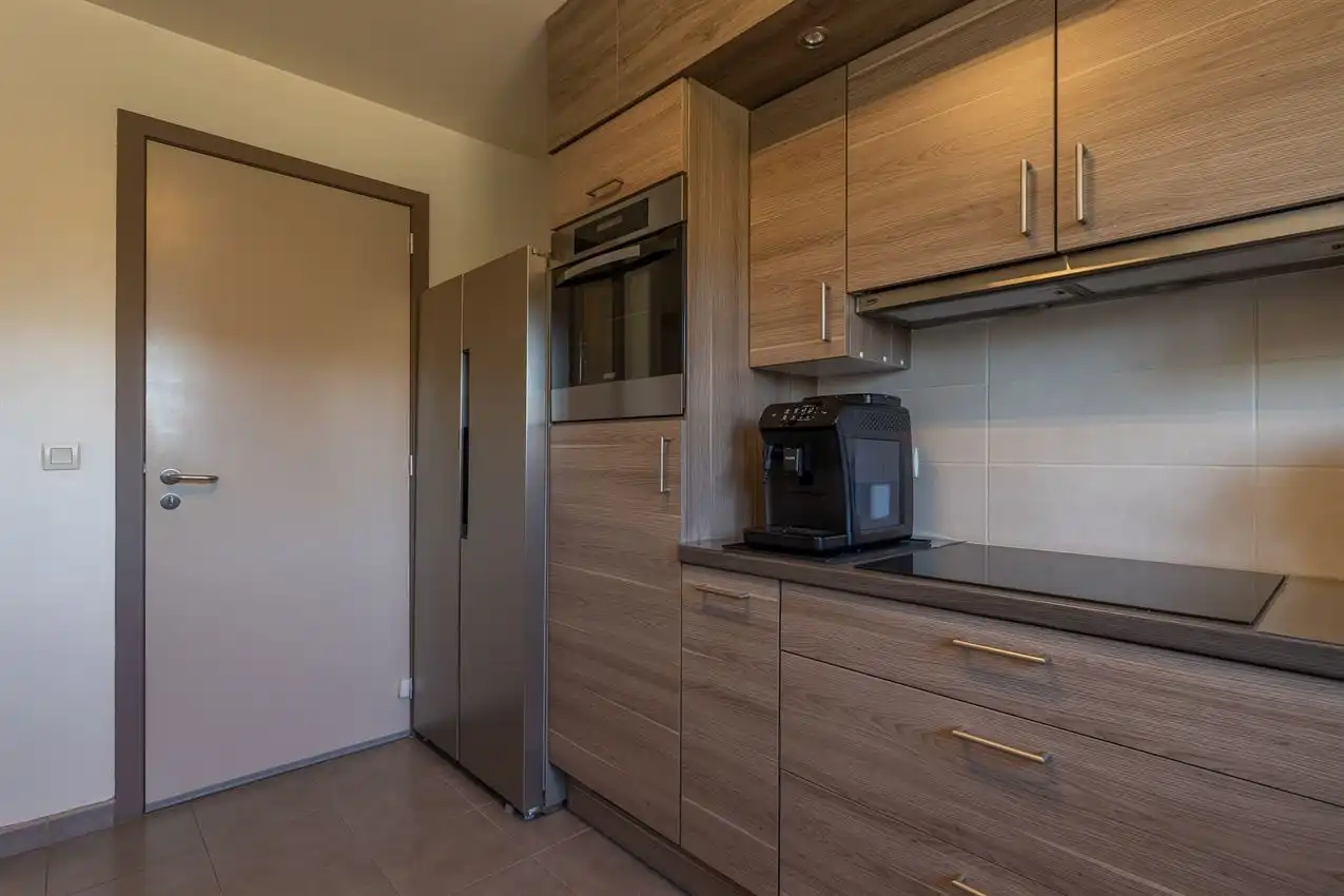 Recente gezinswoning 4 slk in doodlopende straat foto 10