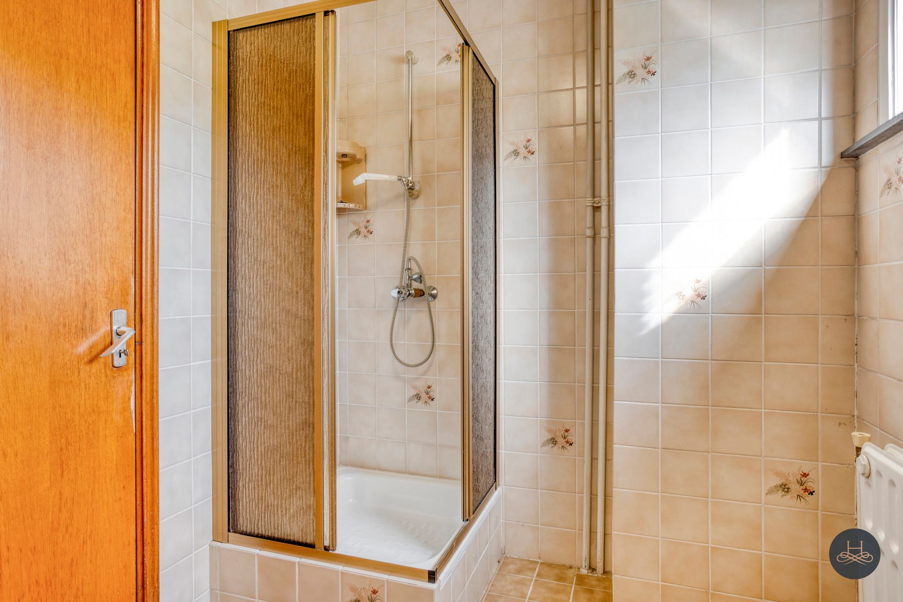 Charmant ruime renovatiewoning gelegen op een enorm perceel foto 17