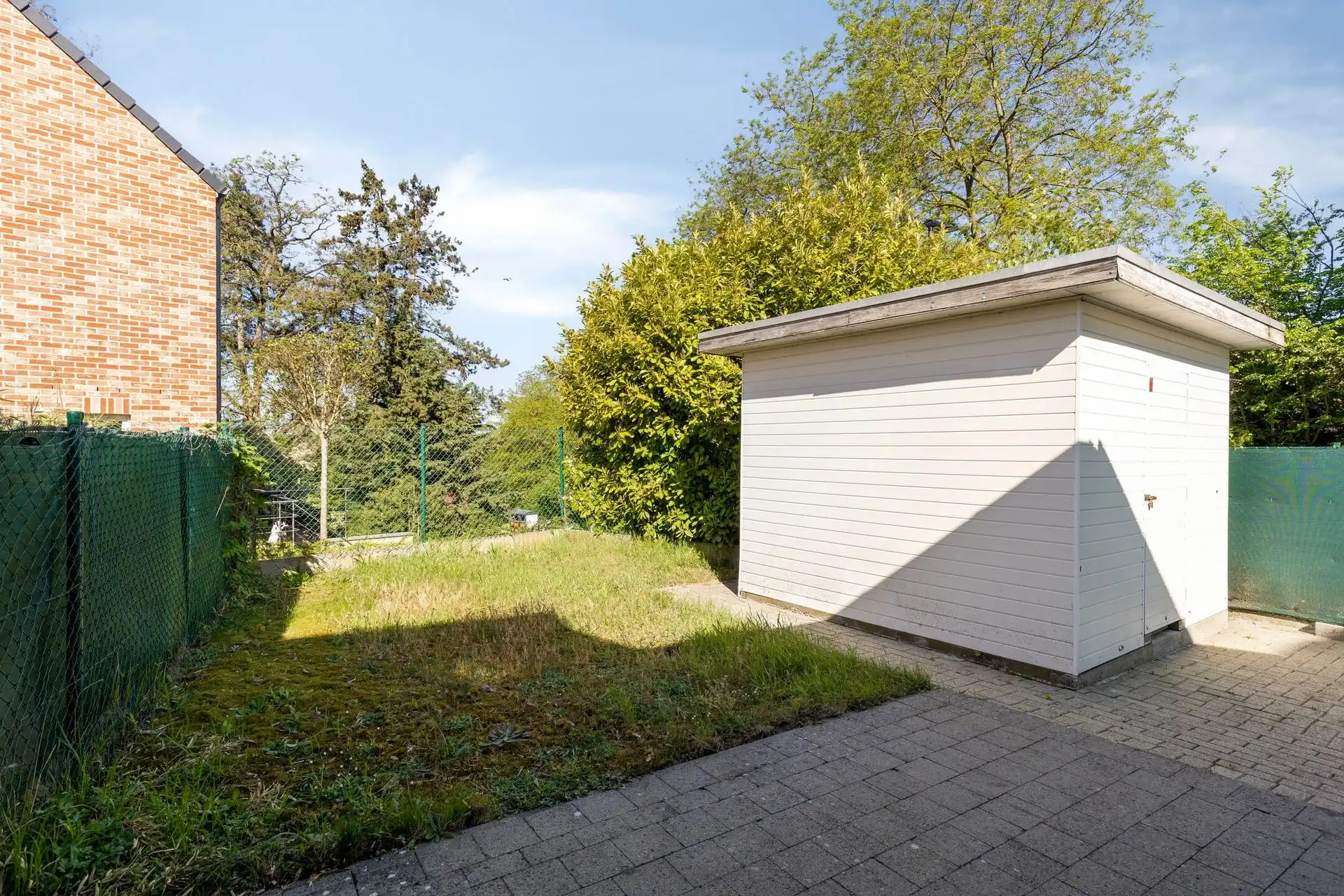 Nieuwbouw van 2012 in rustige straat foto 21