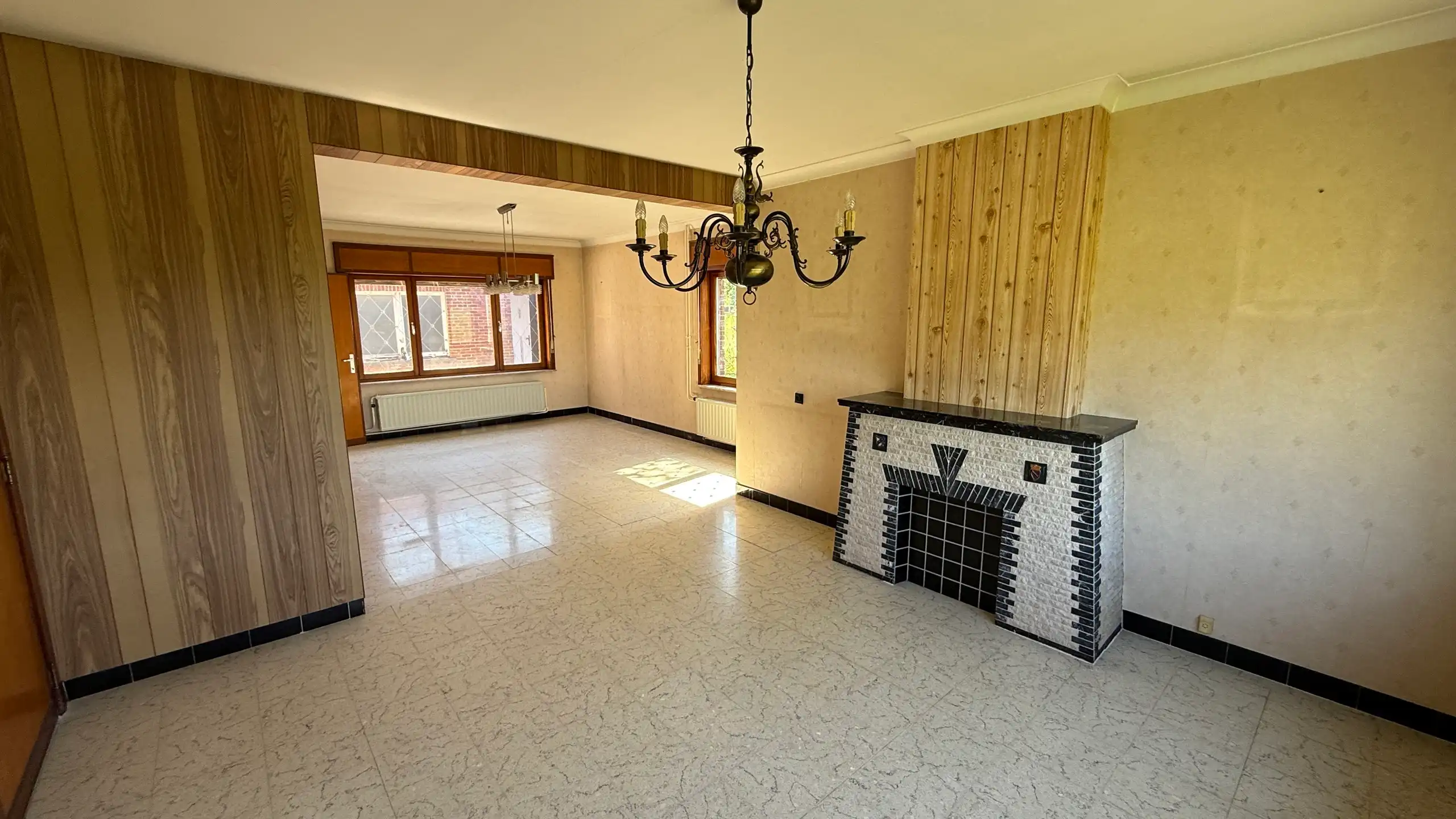 Te renoveren woning op prachtig perceel in het groene Baal foto 4