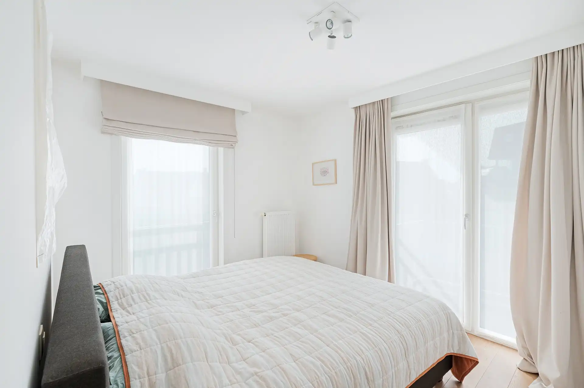 Ruim appartement met 3 slaapkamers in zijstraat van de zeedijk aan het Albertstrand foto 25