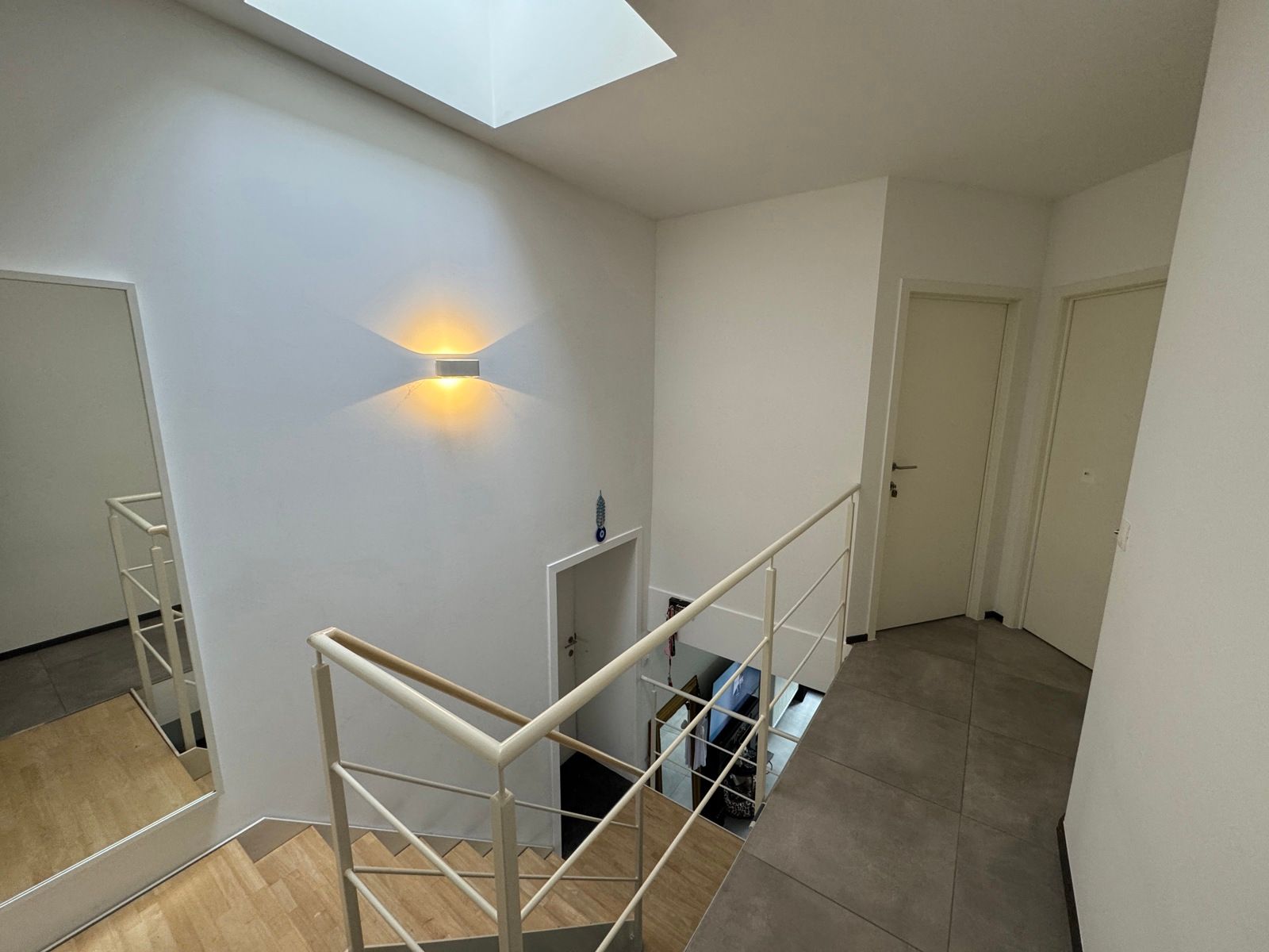 Goed gelegen duplexappartement met 3 slaapkamers foto 12