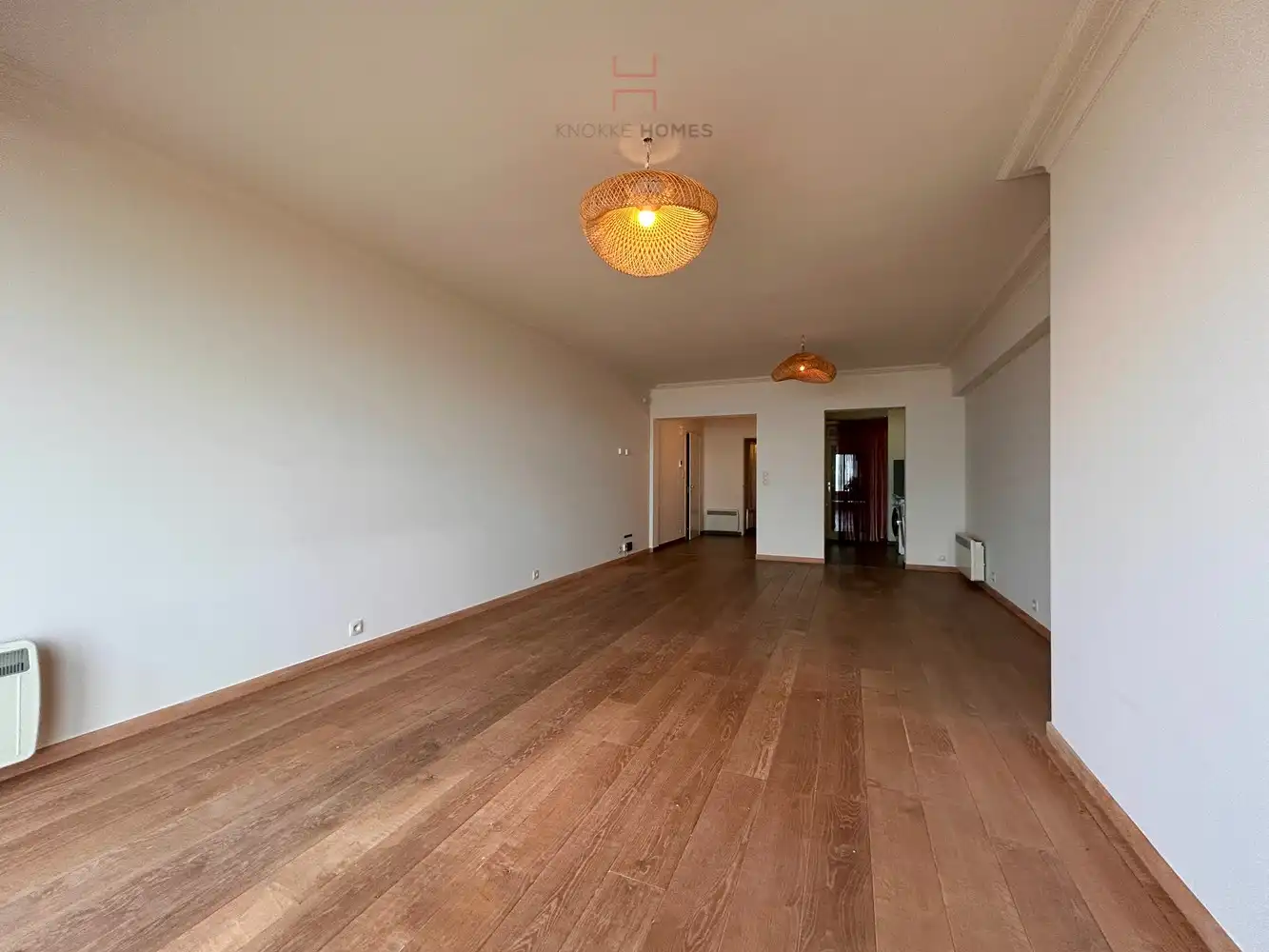 Ruim 3 slaapkamer-appartement met frontaal zeezicht foto 2
