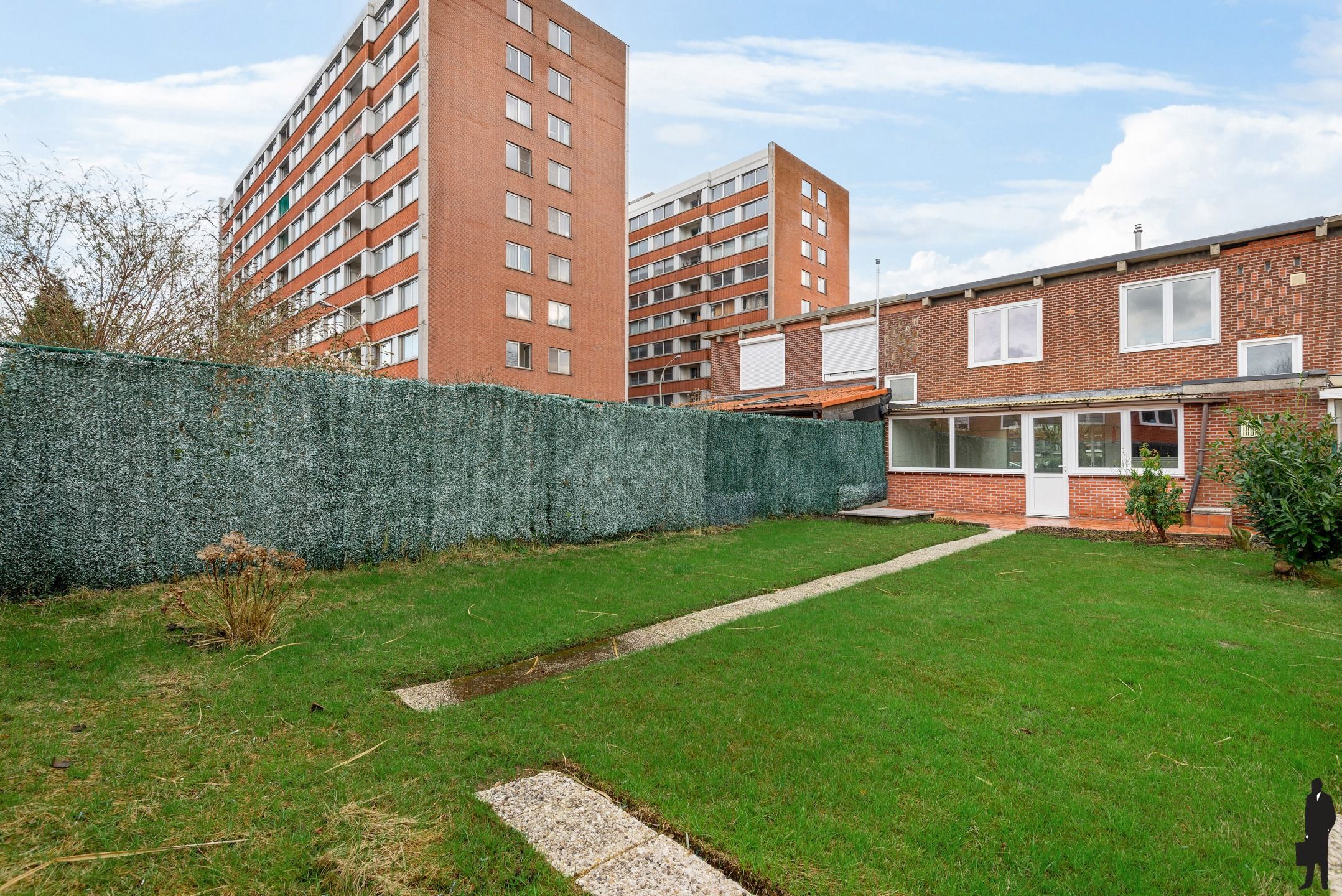 Welgelegen woning met 4 slaapkamers en tal van mogelijkheden foto 6