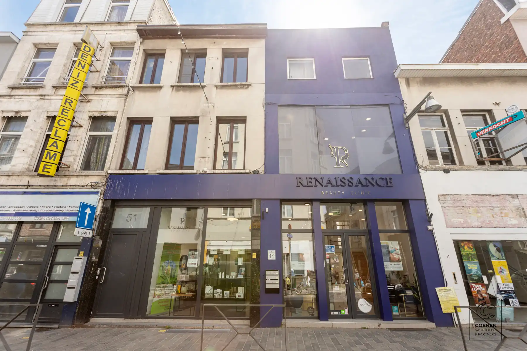 Handelspand met opbrengst te koop in Berchem foto {{pictureIndex}}