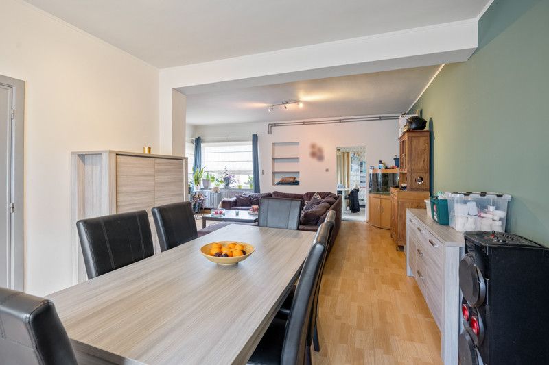 Te renoveren, goed gelegen woning op 8are 75ca foto 6