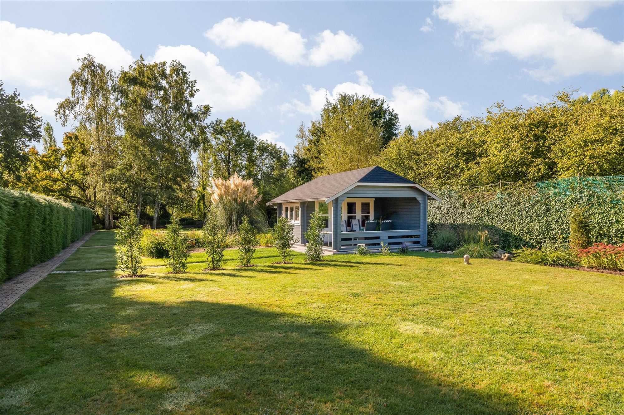 GERENOVEERDE INSTAPKLARE WONING OP 1726M2 TEGEN NATUURGEBIED! foto 24
