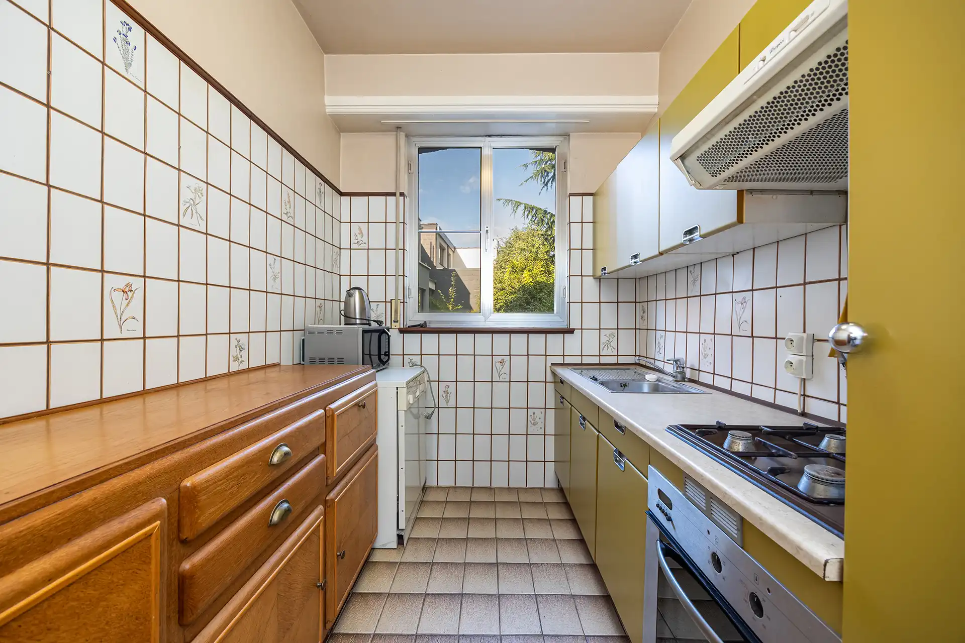 Karaktervolle bel-étage woning met garage en tuin foto 5