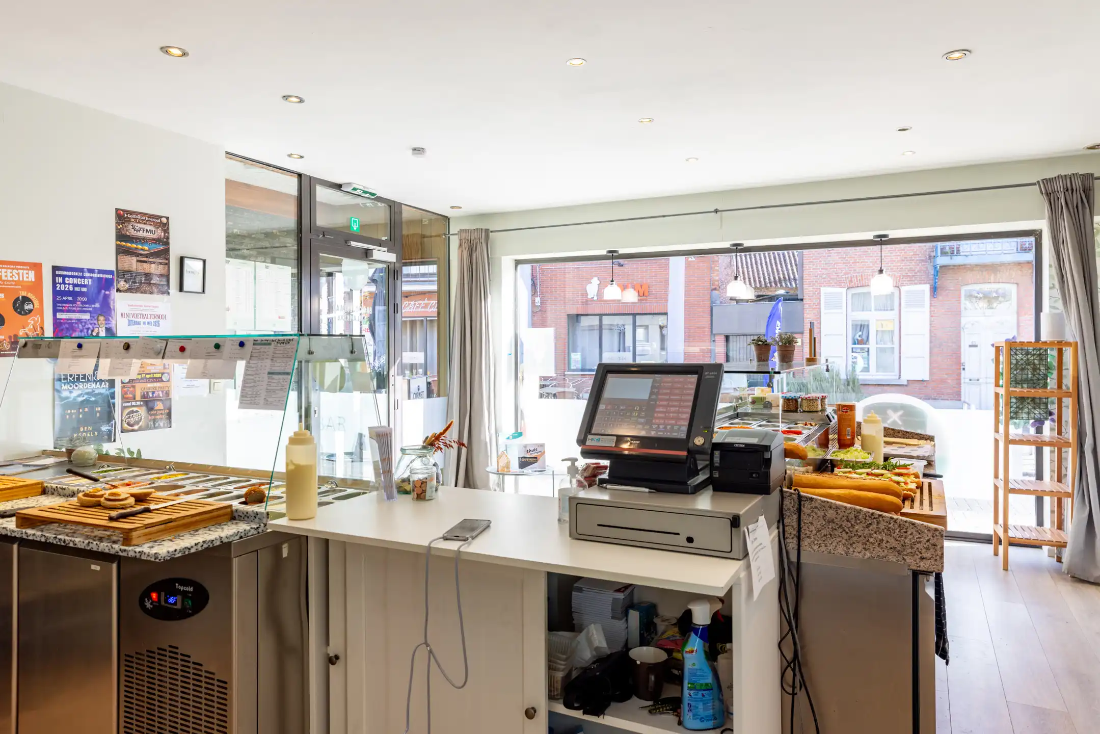 Commercieel pand met onmiddellijk rendement foto 4