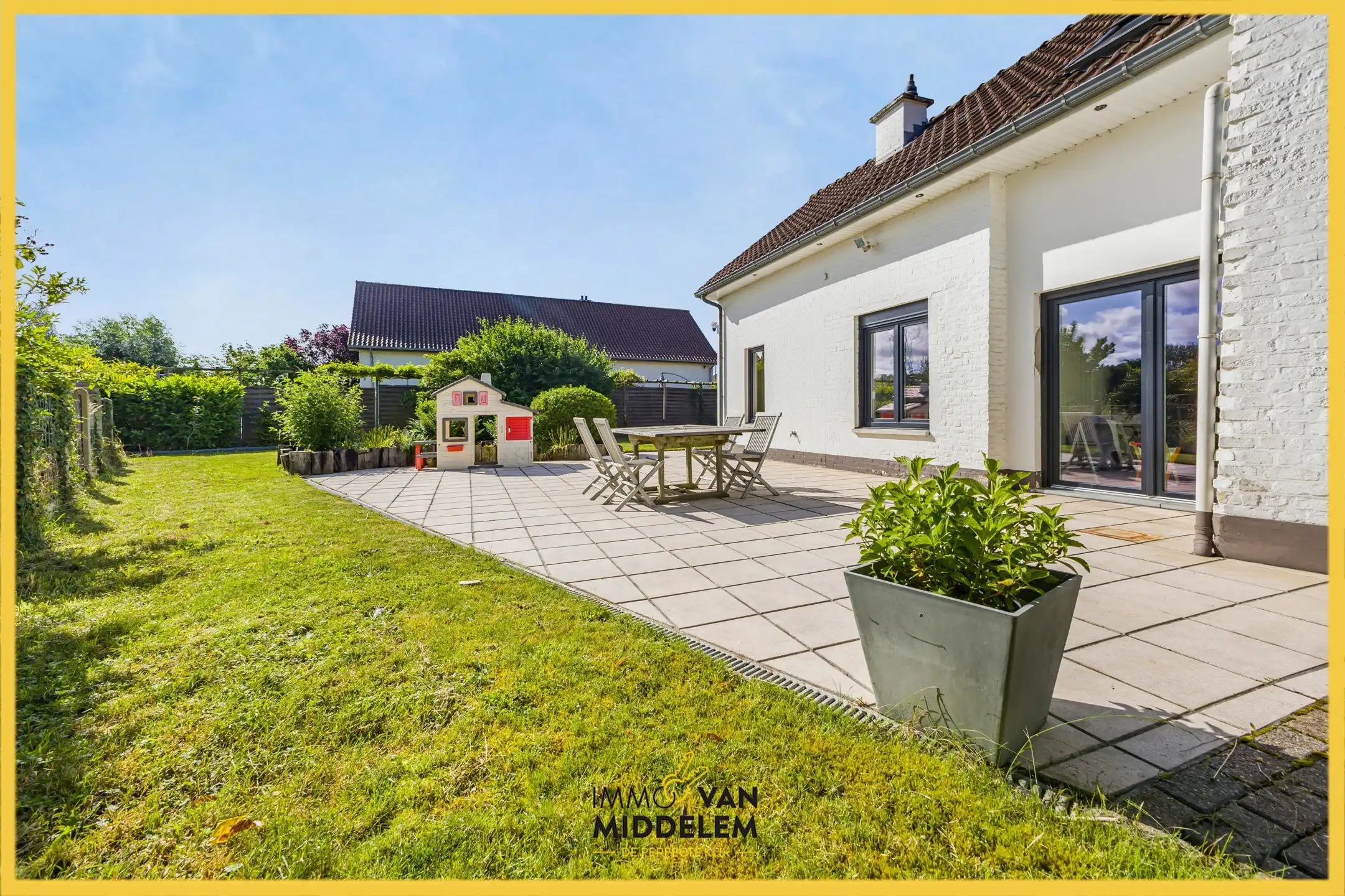 INSTAPKLARE WONING MET 4 KAMERS, TUIN EN GARAGE foto 24