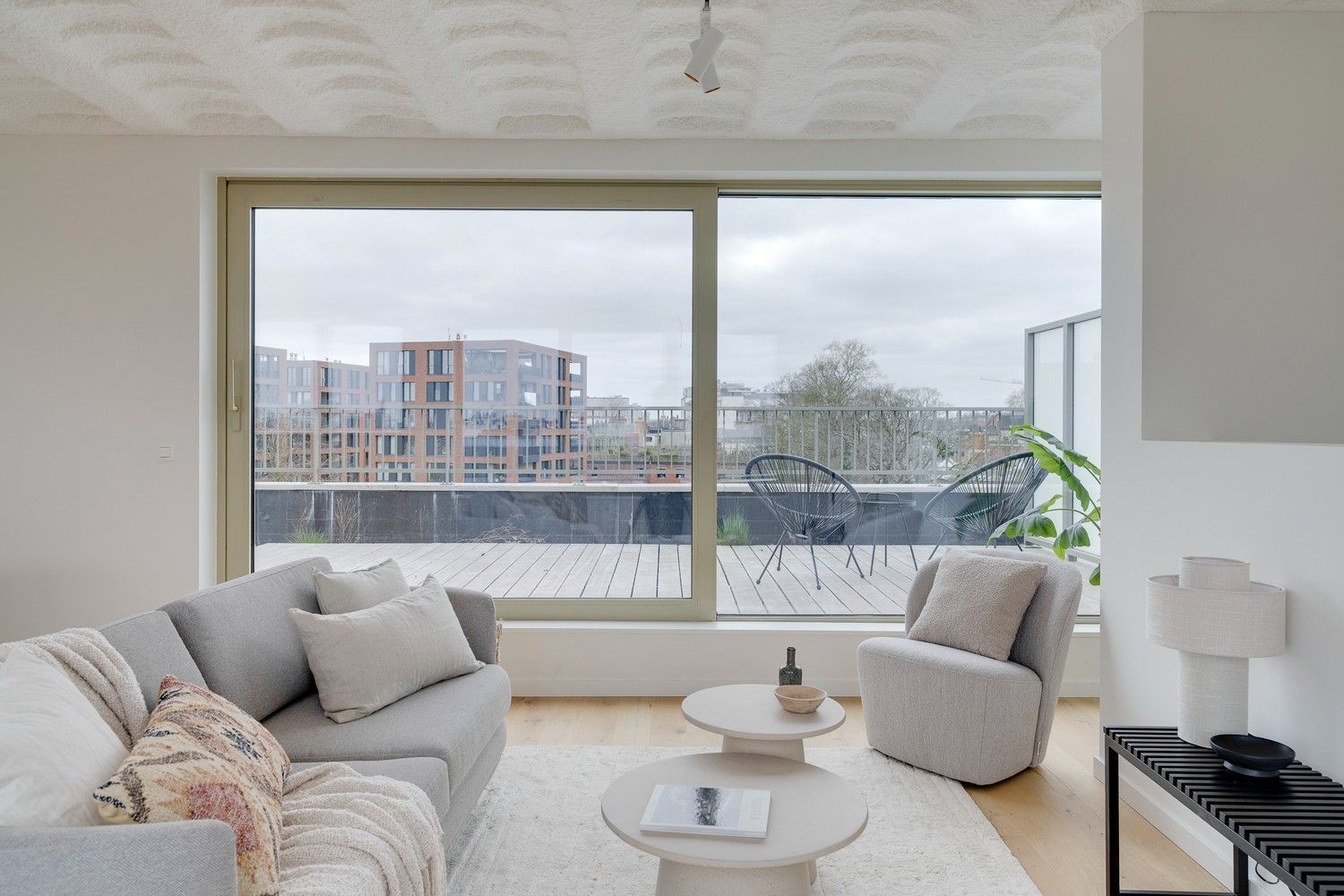 Duplex appartement met 2 slaapkamers met zicht op 't Groen Kwartier! foto 3