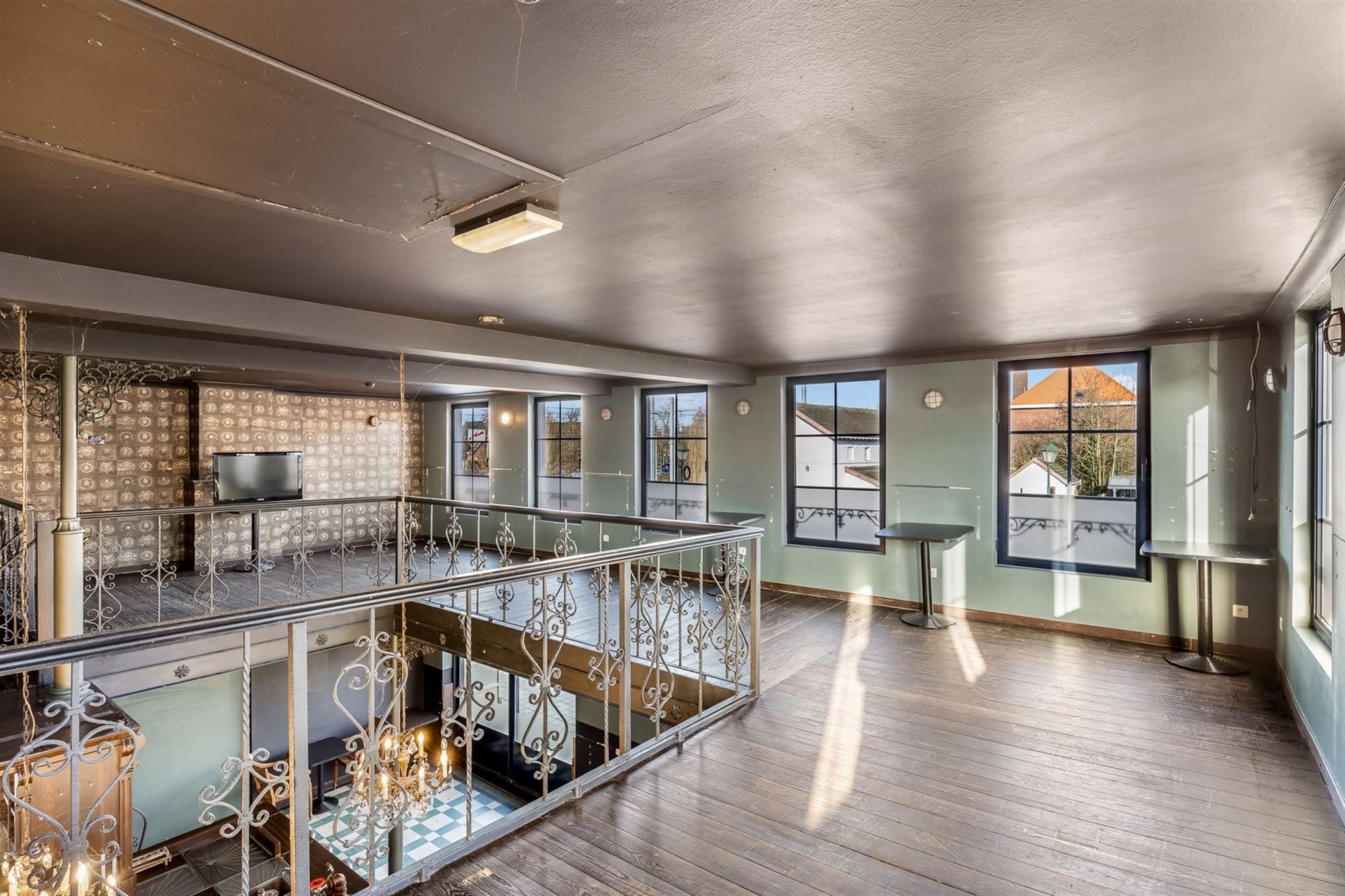 TE RENOVEREN HORECAZAAK MET POTENTIEEL, ZEER GOED GELEGEN IN HET CENTRUM VAN LEOPOLDSBURG foto 21