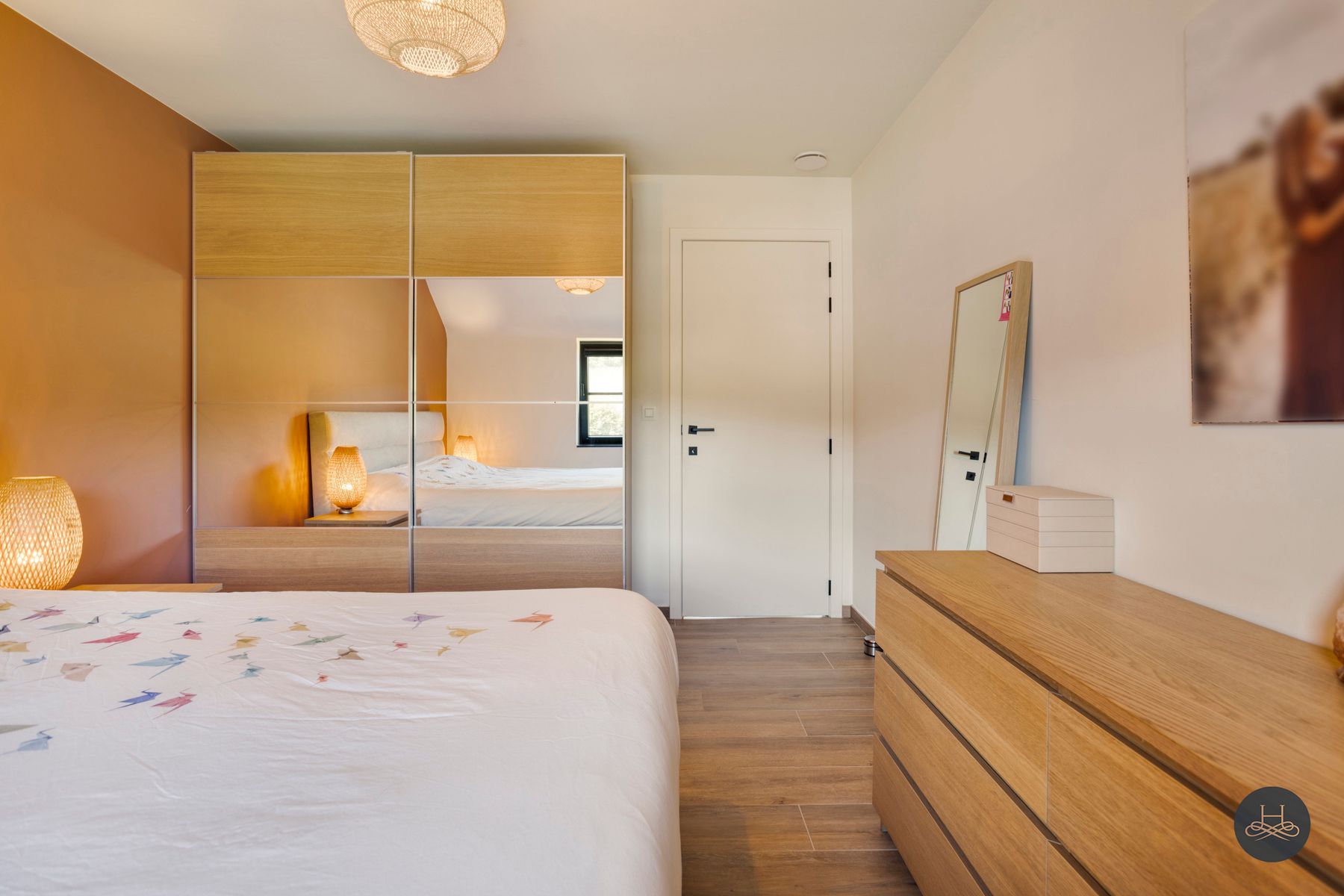 Recente moderne halfopen woning met zicht op groen foto 14