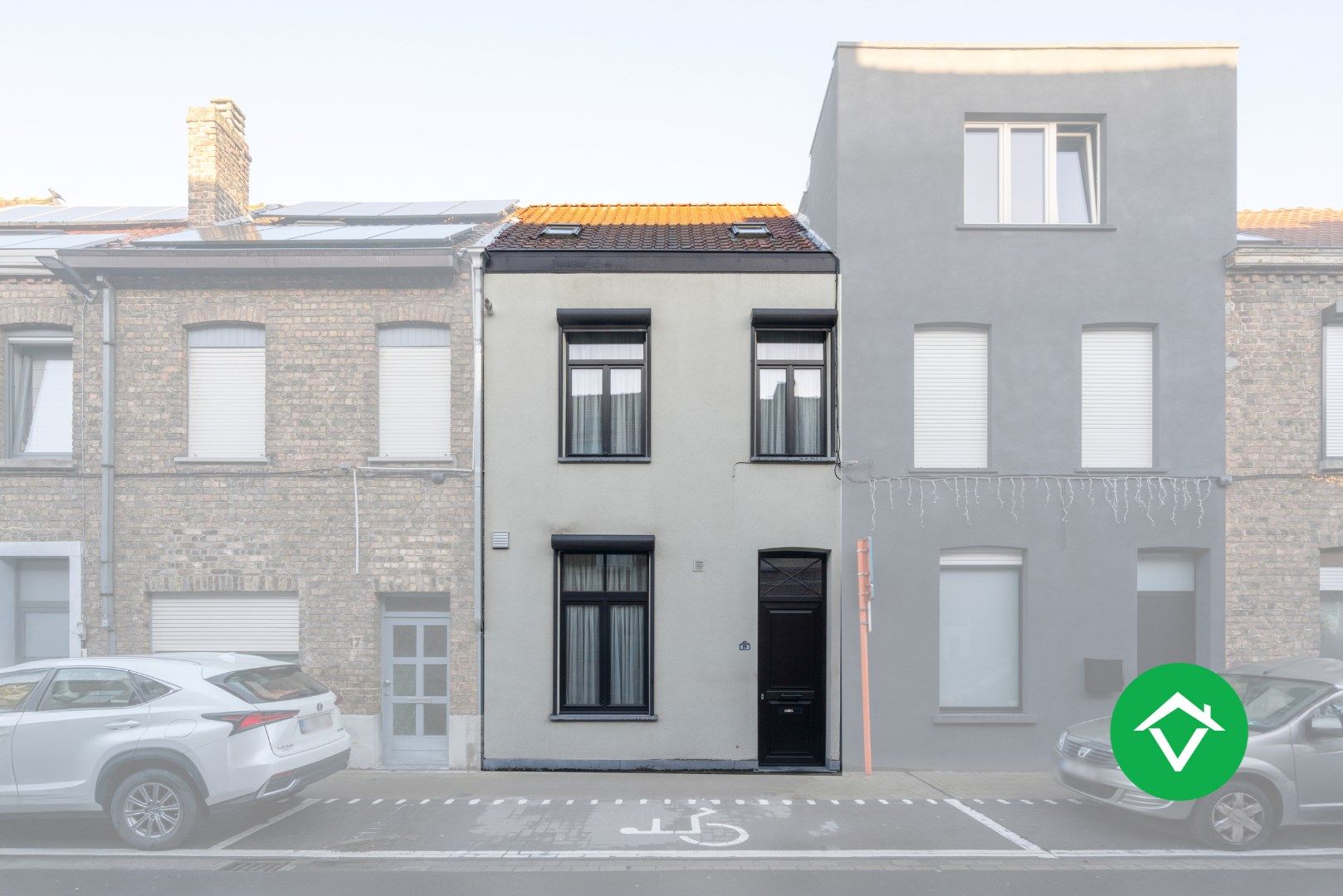 Gerenoveerde rijwoning in Brugge met 2 slaapkamers foto 2