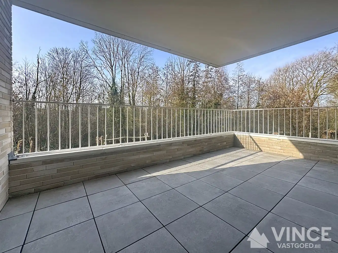 Modern appartement te huur met mooi uitzicht en veel lichtinval foto 16