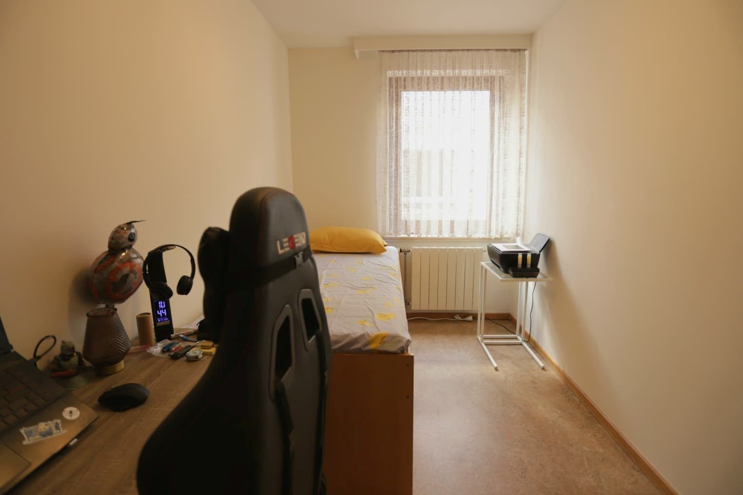 Appartement met 3 slaapkamers & lichtrijke woonkamer in centrum Genk foto 15