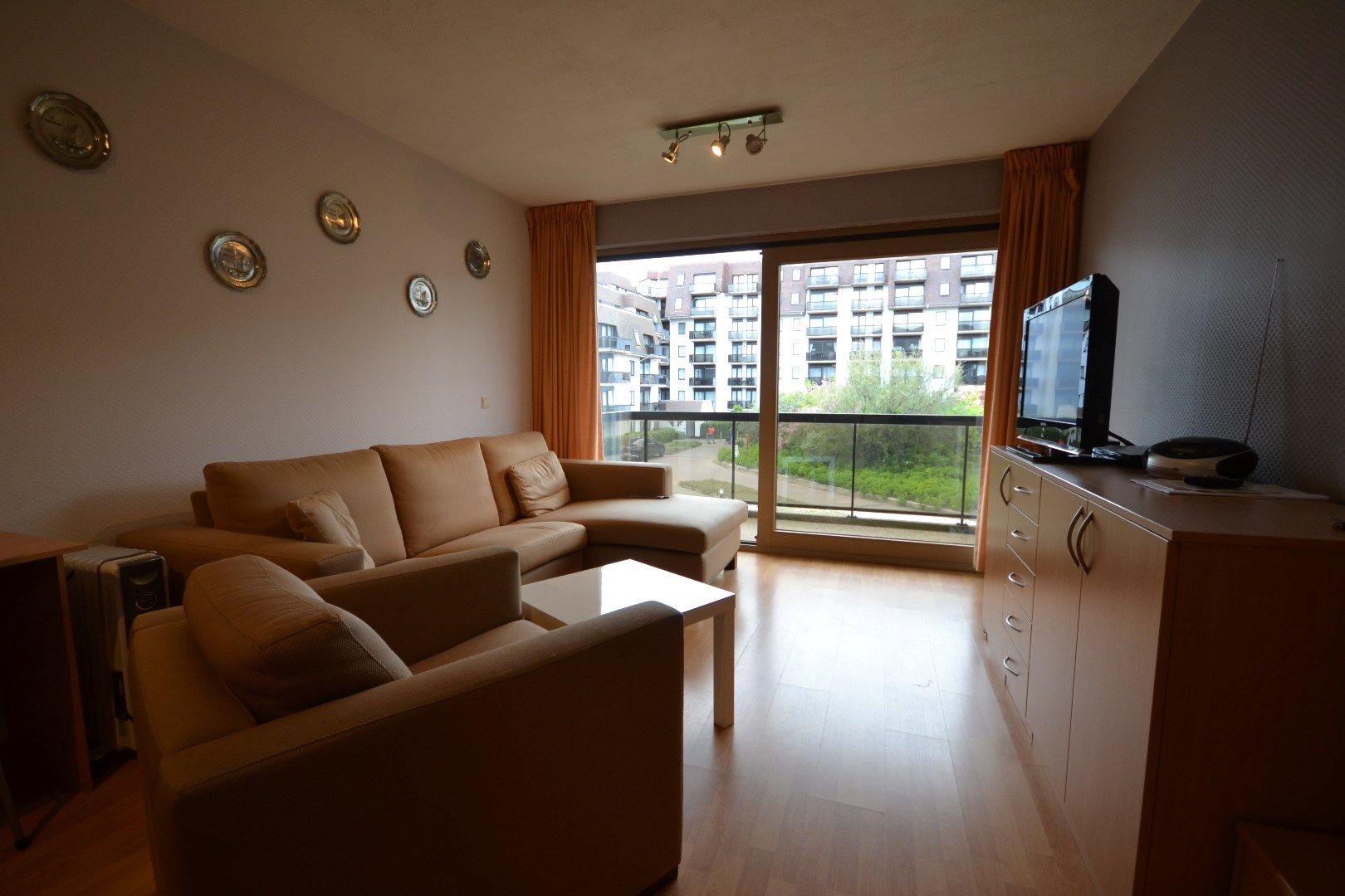 Appartement met slaapkamer en slaaphoek op enkele meters van de zee te Koksijde foto 9