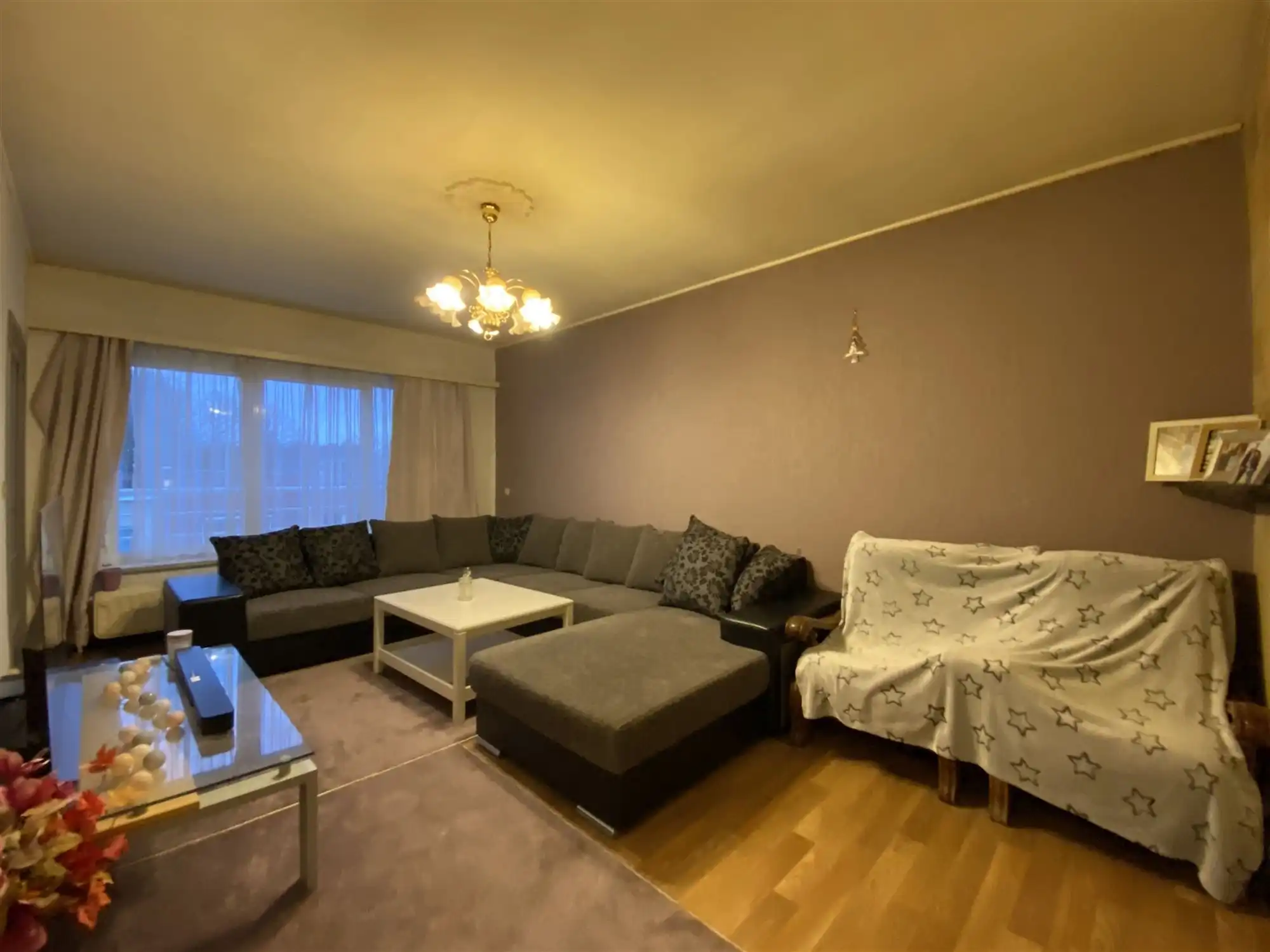 Appartement met twee slaapkamers en garage  foto 2