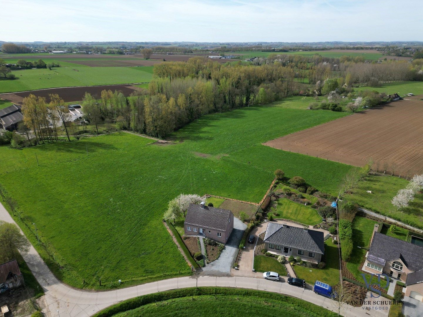 Ruime woning op unieke locatie in het groen, vlakbij Dikkele foto 35