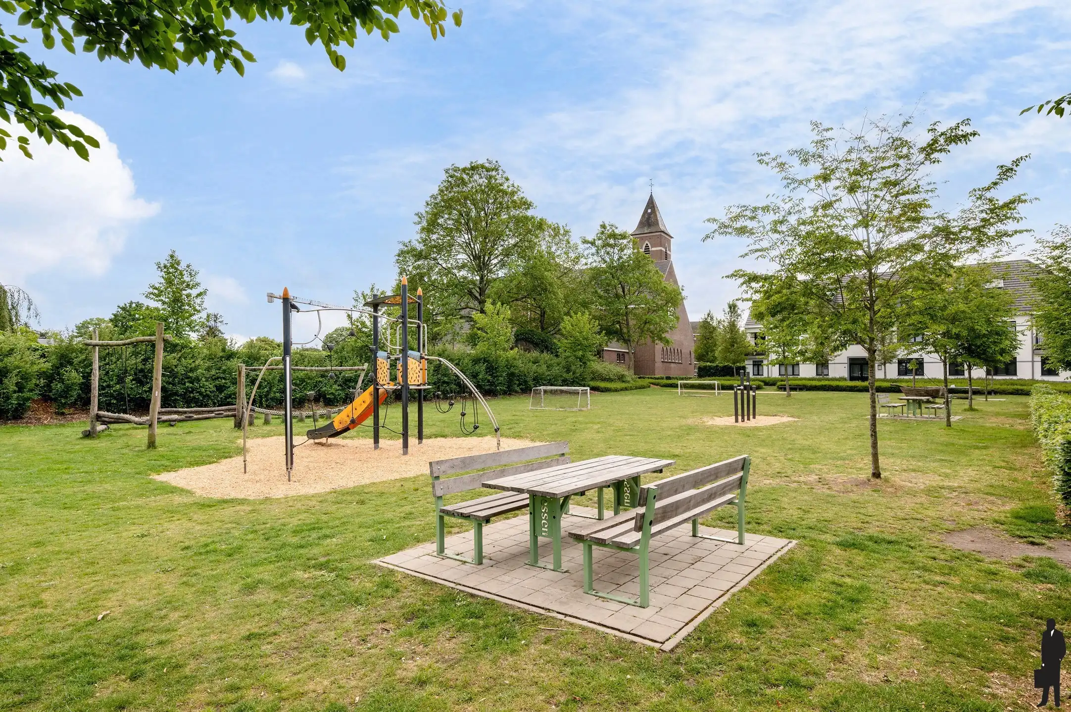 Prachtig recent appartement met 3 slaapkamers, 2 terrassen en centrale ligging te Essen foto 30