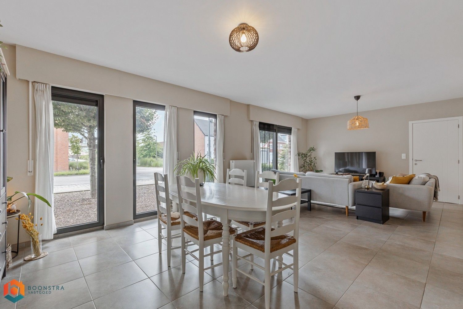 Mooi Glv-appartement met 1 slaapkamer en ondergrondse staanplaats foto 8