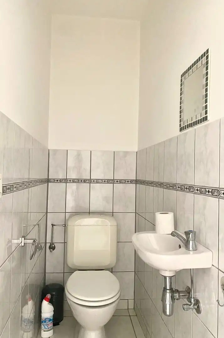 Ruim 1-slaapkamerappartement met terras. foto 8