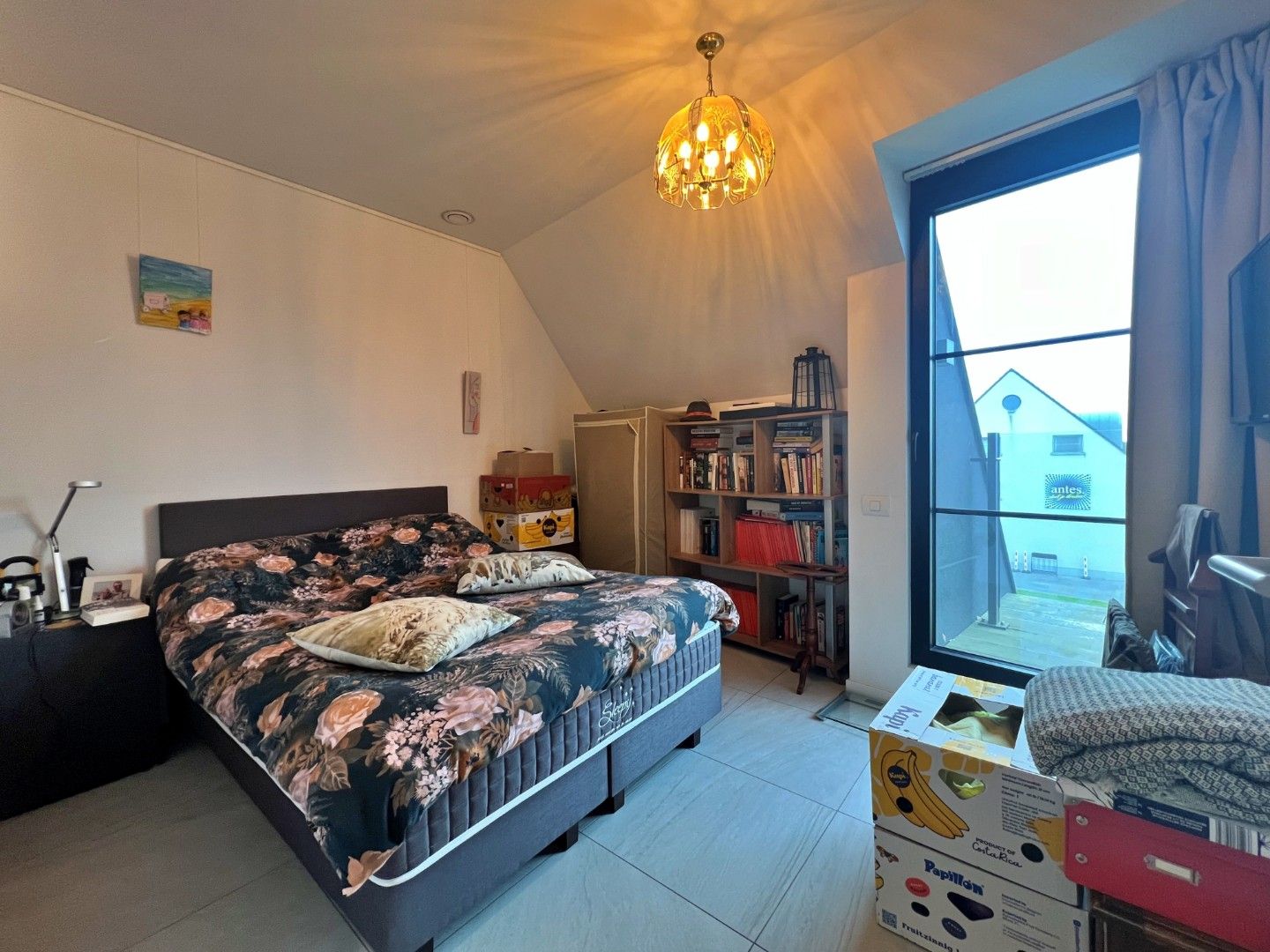 Recent 2-slaapkamer appartement met verschillende terrassen, een kelderberging en een parkeerplaats foto 8