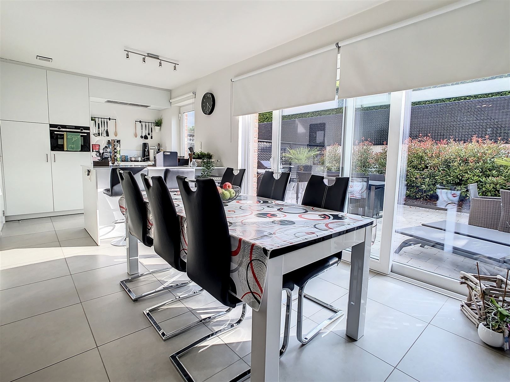 Mooie woning, 3 slpks, garage en groot terras foto 36