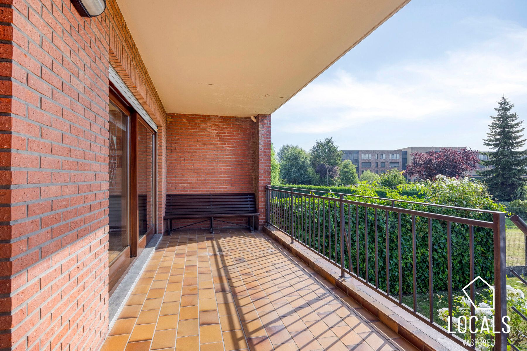 Gelijkvloers appartement met tuin foto 24