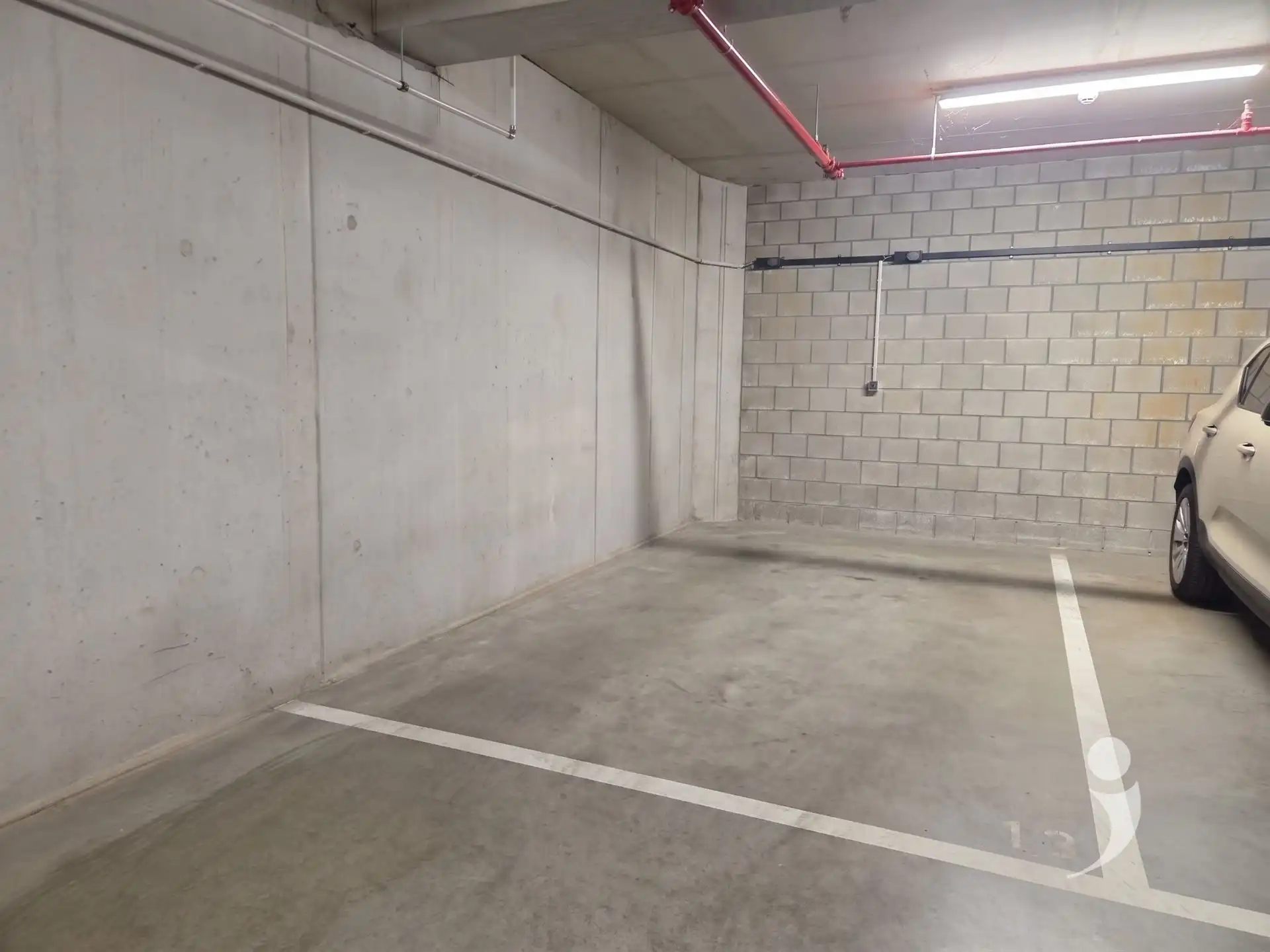 Zeer ruim en duurzaam appartement met 3 kamers en 1 staanplaats foto 14