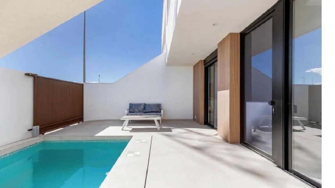 Exclusieve appartementen op wandelafstand van het strand: luxe wonen in Santiago de la Ribera foto {{pictureIndex}}
