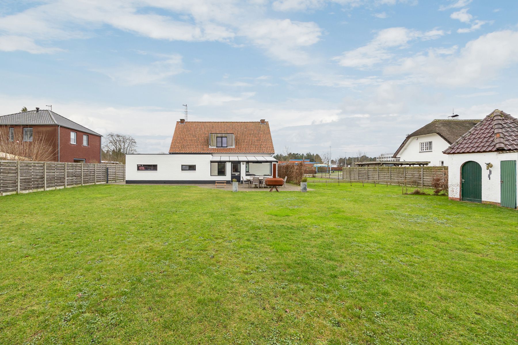 Charmant huis met tuin, terras en vernieuwde afwerking! foto 42