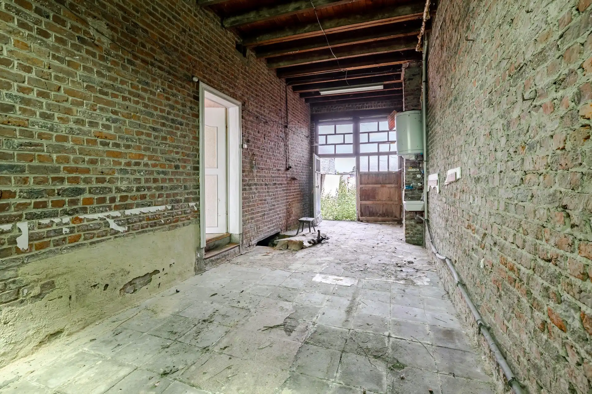 Te renoveren woning met grote tuin en garage te Haaltert foto 26