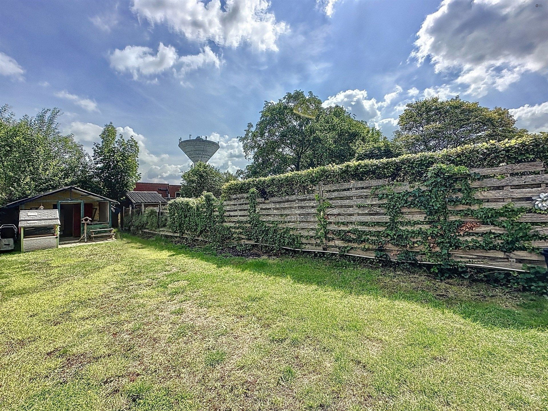Gezinswoning met 3 slaapkamers en halfopen karakter! foto 16