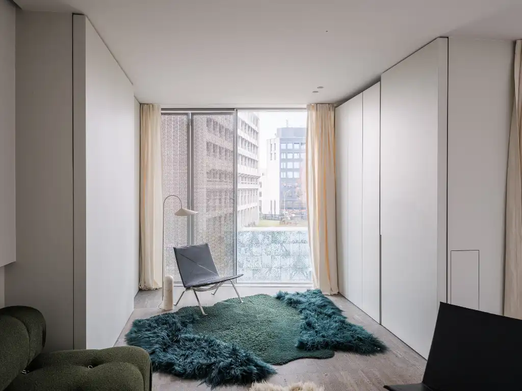 High-end duplexpenthouse met drie terrassen, gelegen in een architecturaal hoogstaand gebouw naar ontwerp van Element Architecten. foto 13