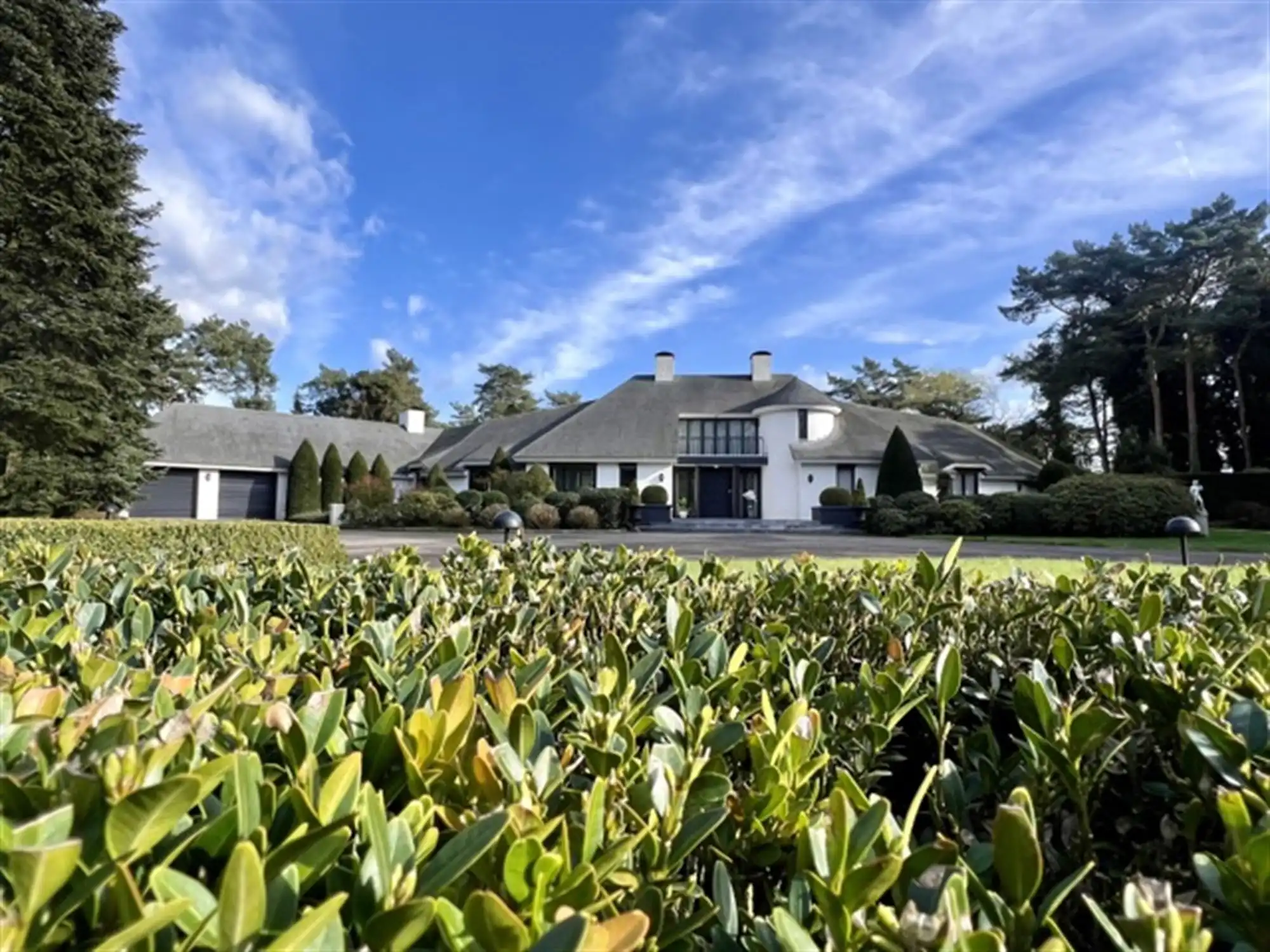 Statig landgoed met binnenzwembad op toplocatie foto 80