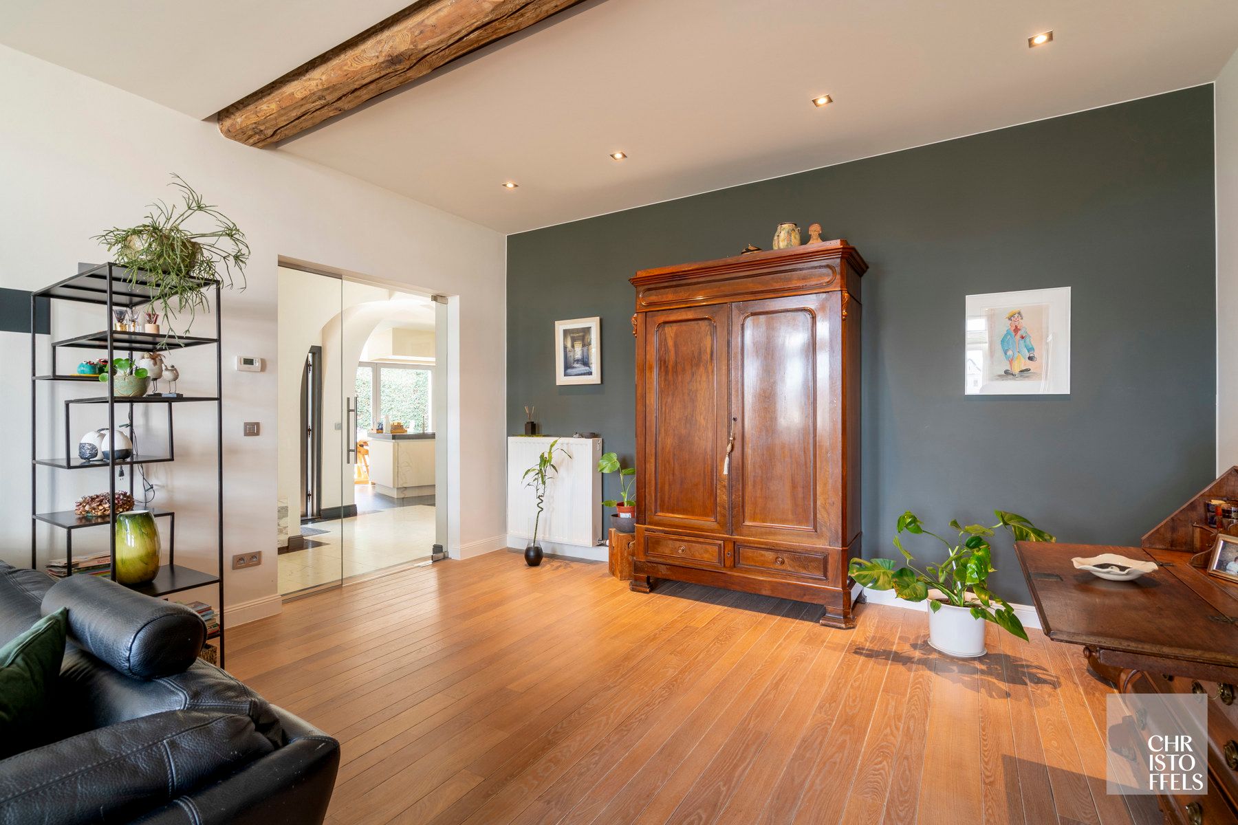 Gerenoveerd neoclassicistisch herenhuis mét stadstuin op de Nederlandse grens! foto 6