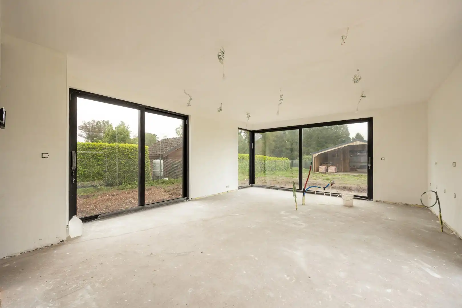 Vernieuwbouwwoning met ruim nieuwbouwmagazijn van 155 m² foto 11