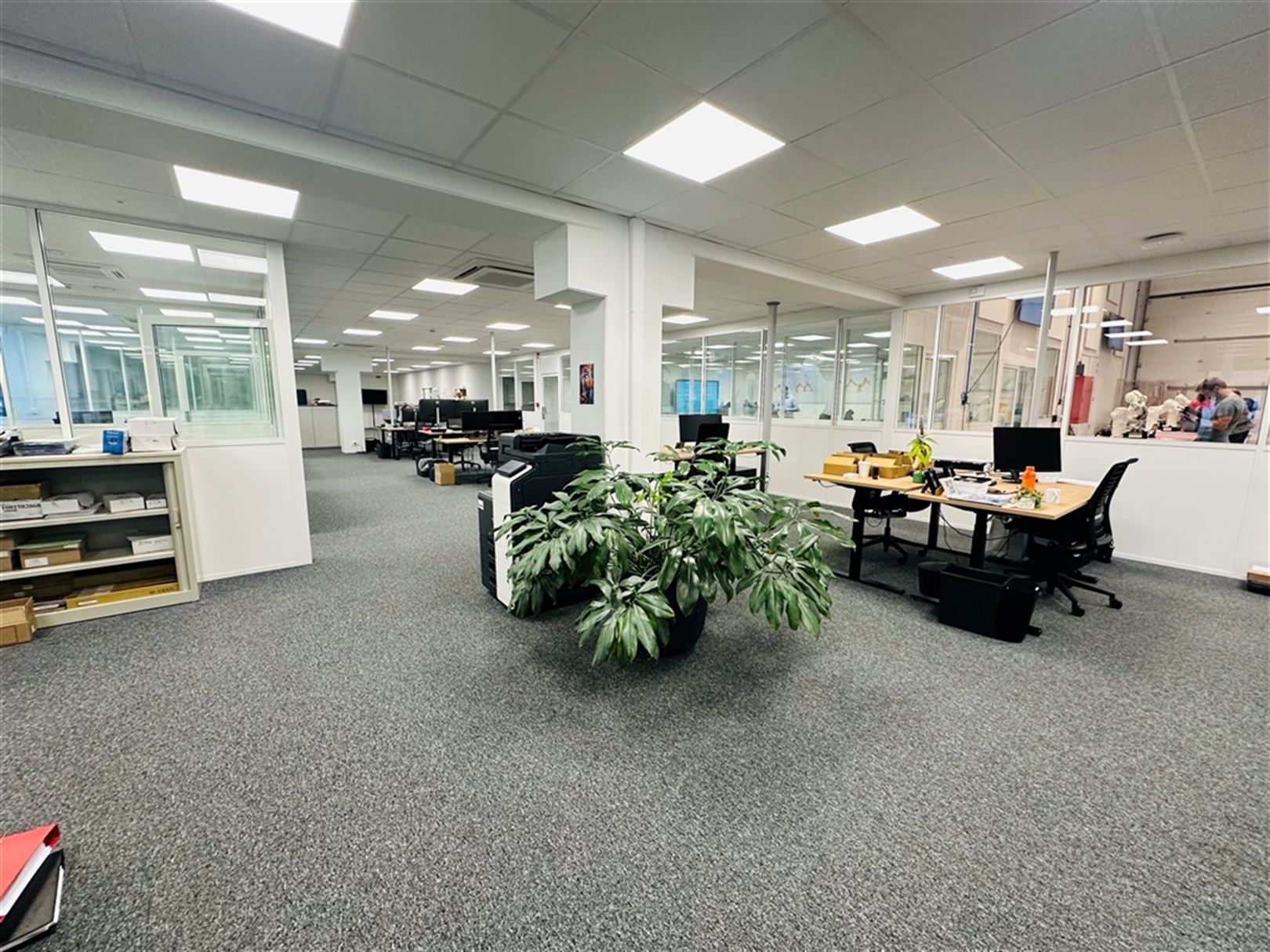 Moderne instapklare kantoren op strategische locatie in Kortrijk foto 5