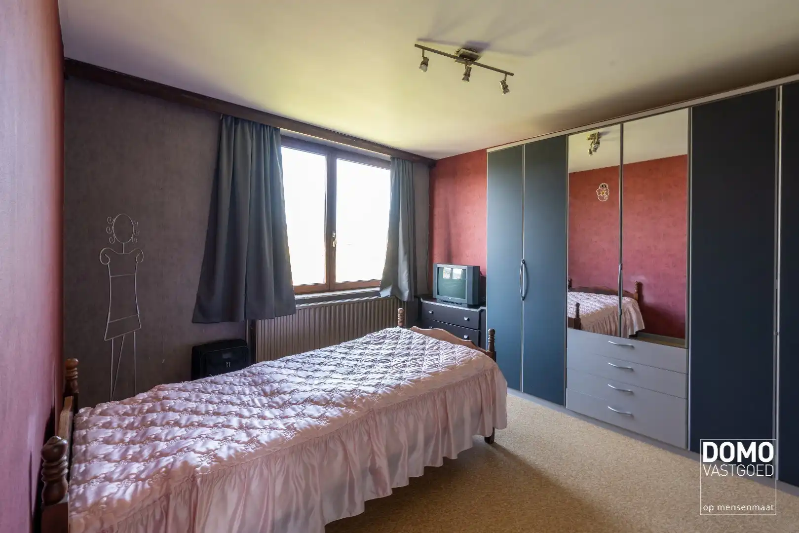 RUSTIG GELEGEN HALFOPEN BEBOUWING MET 4 SLAAPKAMERS EN EXTRA STUDIO OP EEN PERCEEL VAN 11A 45CA TE DIEPENBEEK  foto 8