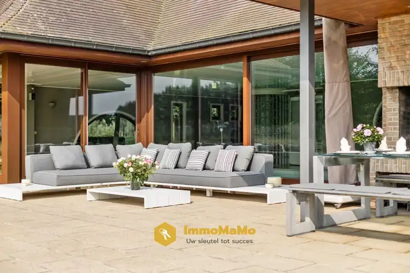 UNIEKE VILLA MET WEILAND EN PAARDENSTALLEN OP EEN TOPLOCATIE TE KOOP IN MENDONK (GENT) foto 41