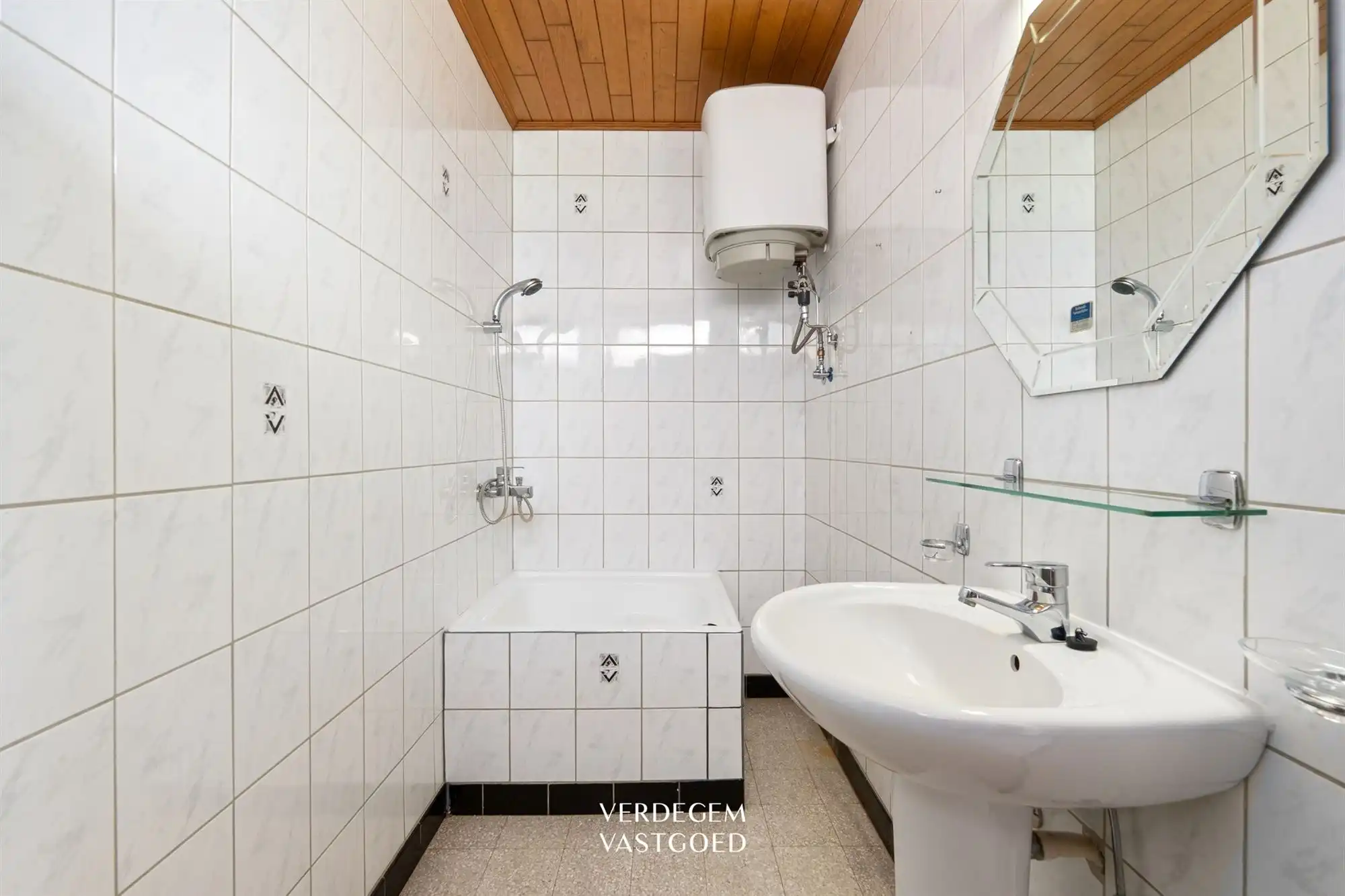 Jaren '60 bungalow op een fijne locatie tussen groen en ruimte foto 13