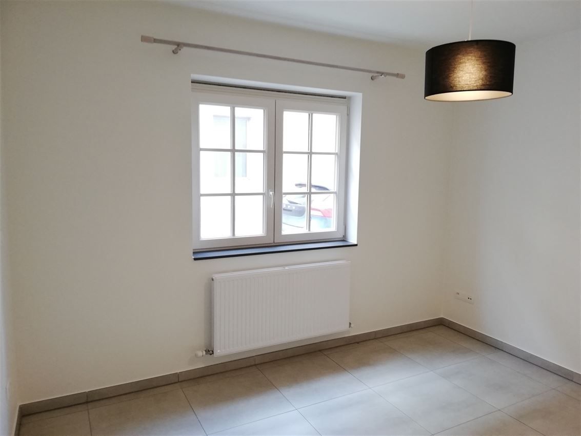 Gelijkvloers appartement met 2 slpk., terras en garage foto 14