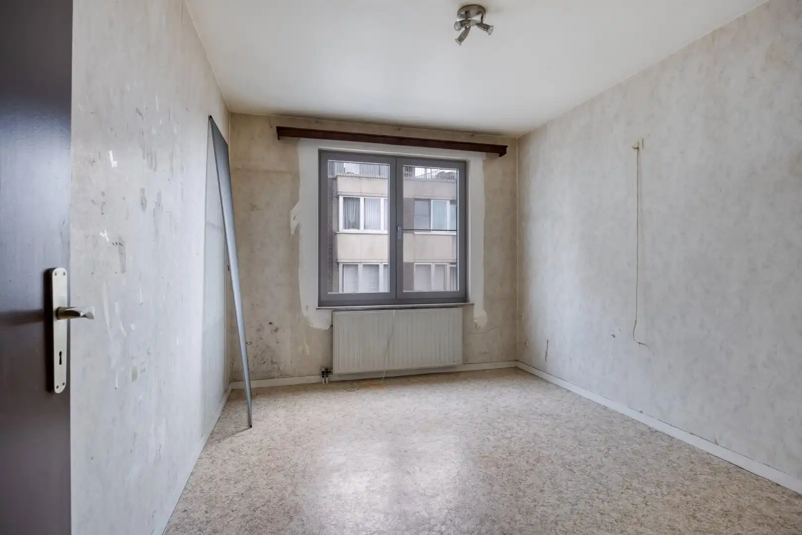 Ruim appartement met 3 slaapkamers en prachtig zicht over de stad foto 13