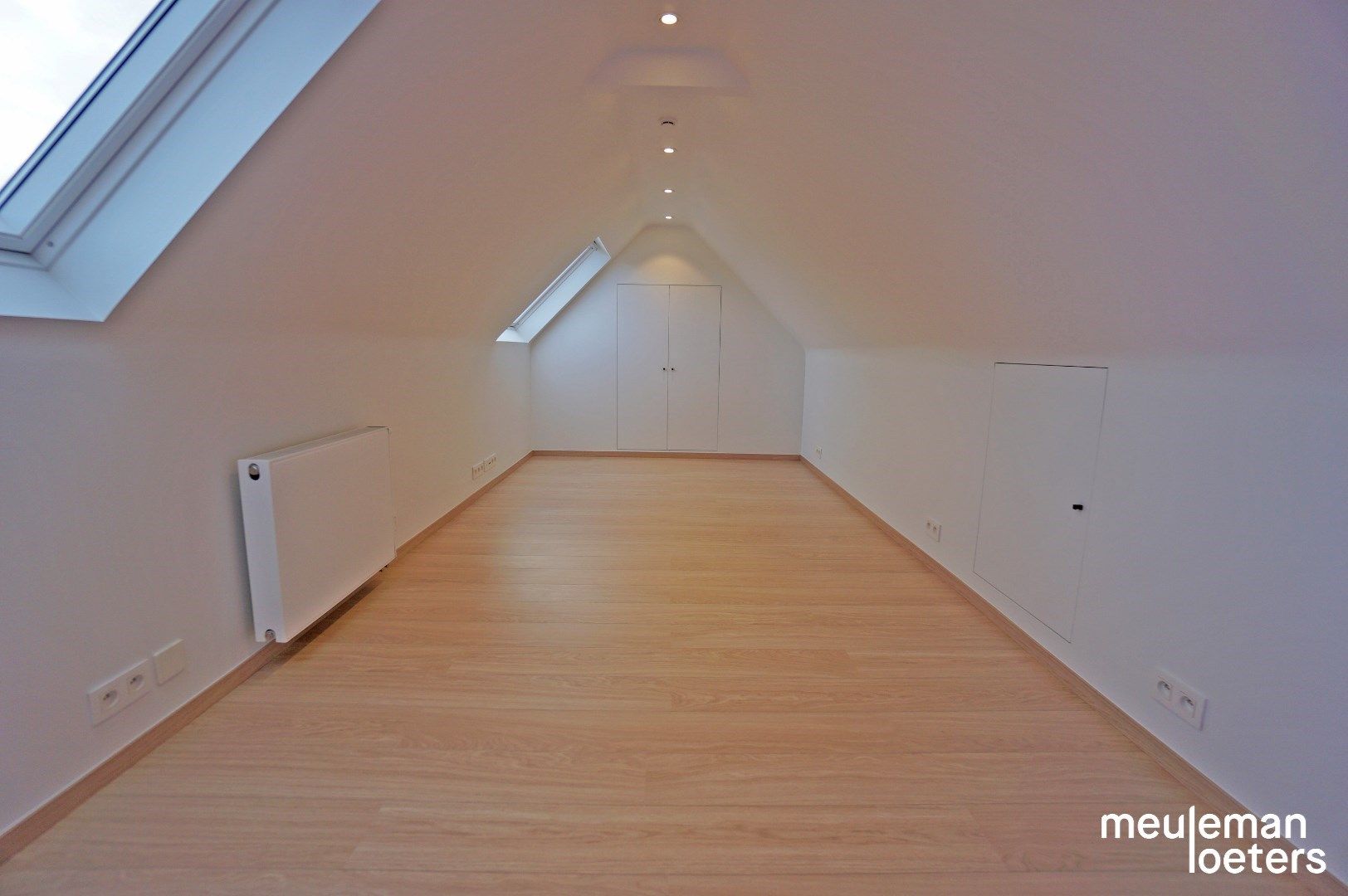 Ruime woning kwalitatief afgewerkt foto 10