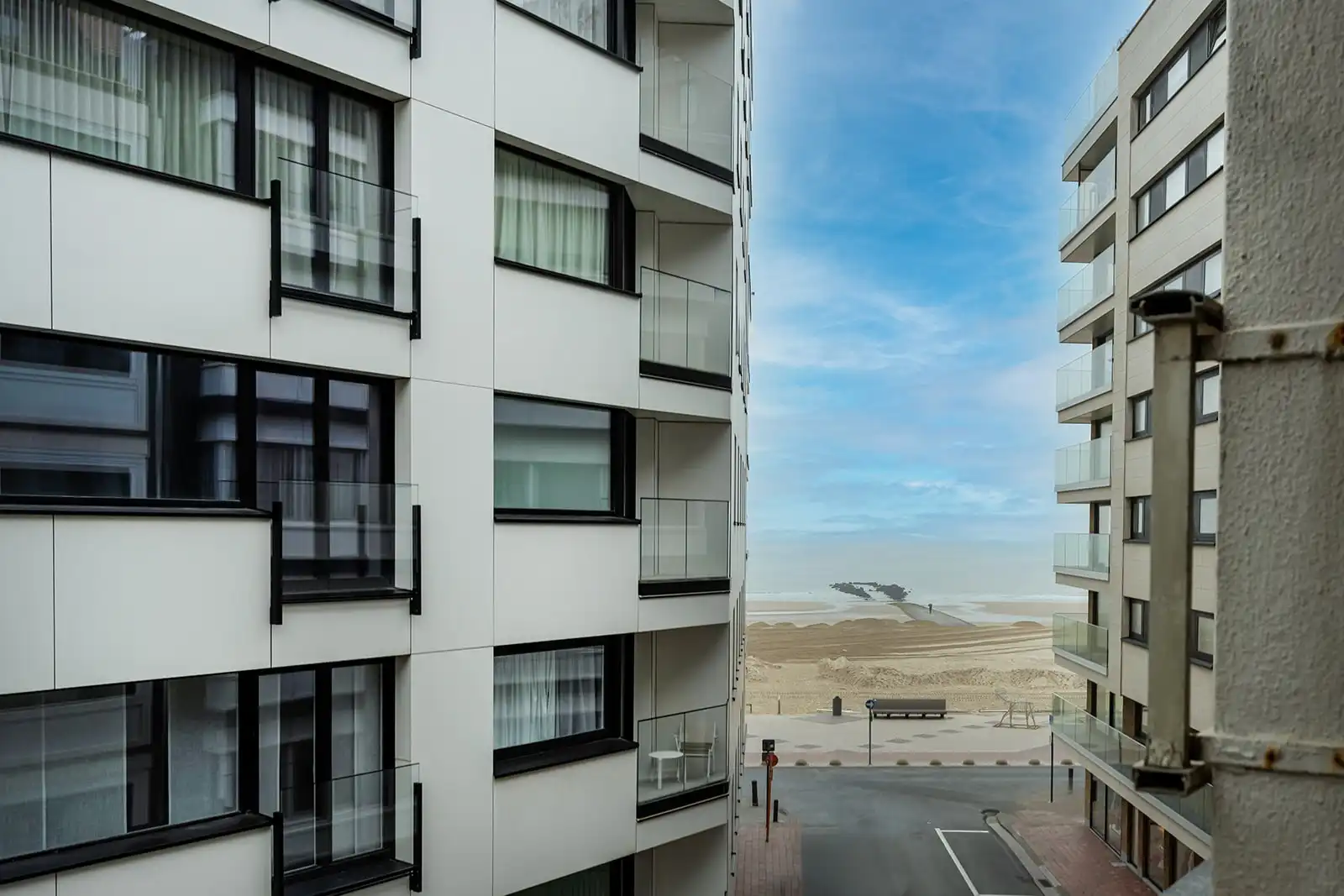 Leuk gerenoveerd appartement met zijdelings zeezicht gelegen vlakbij de Kustlaan. foto 19