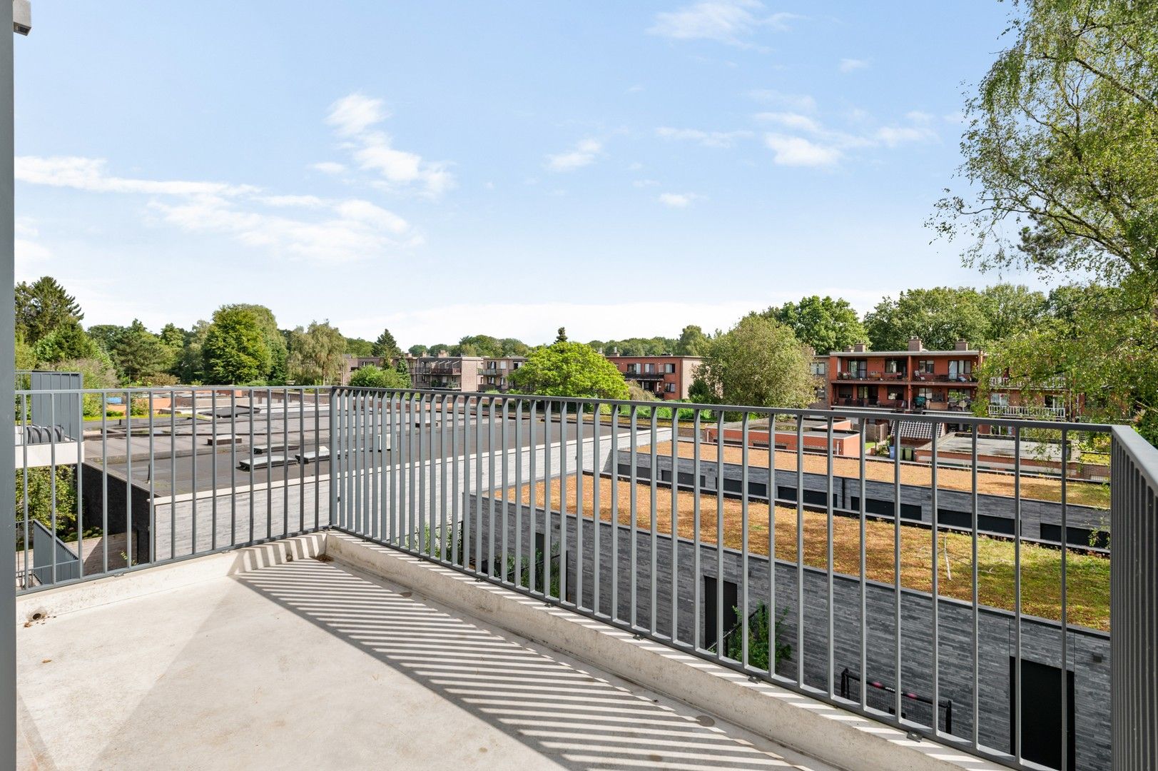 Ruim, nieuwbouw app met 2 slpk en heerlijk terras foto 7