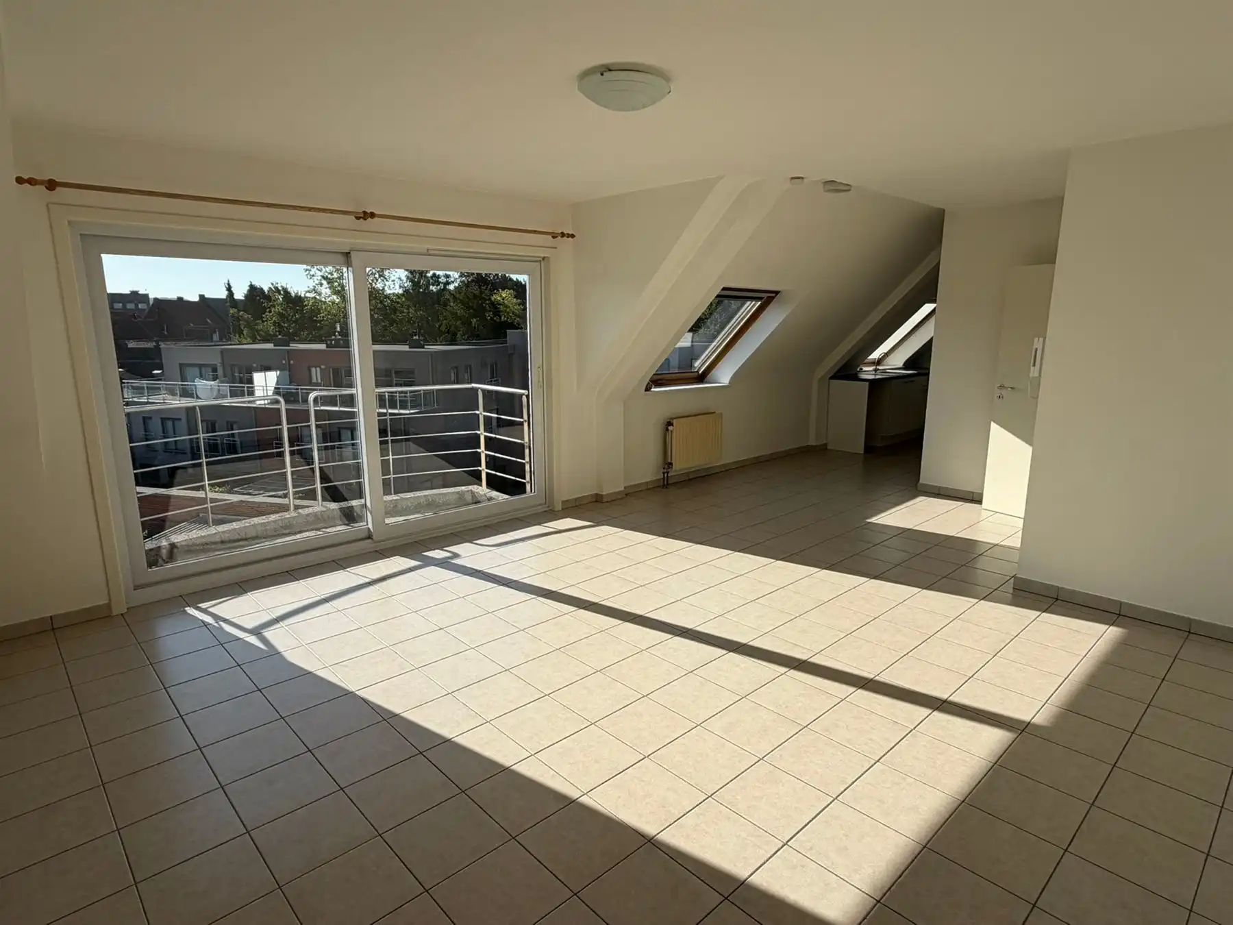 Praktisch appartement in stad foto 2